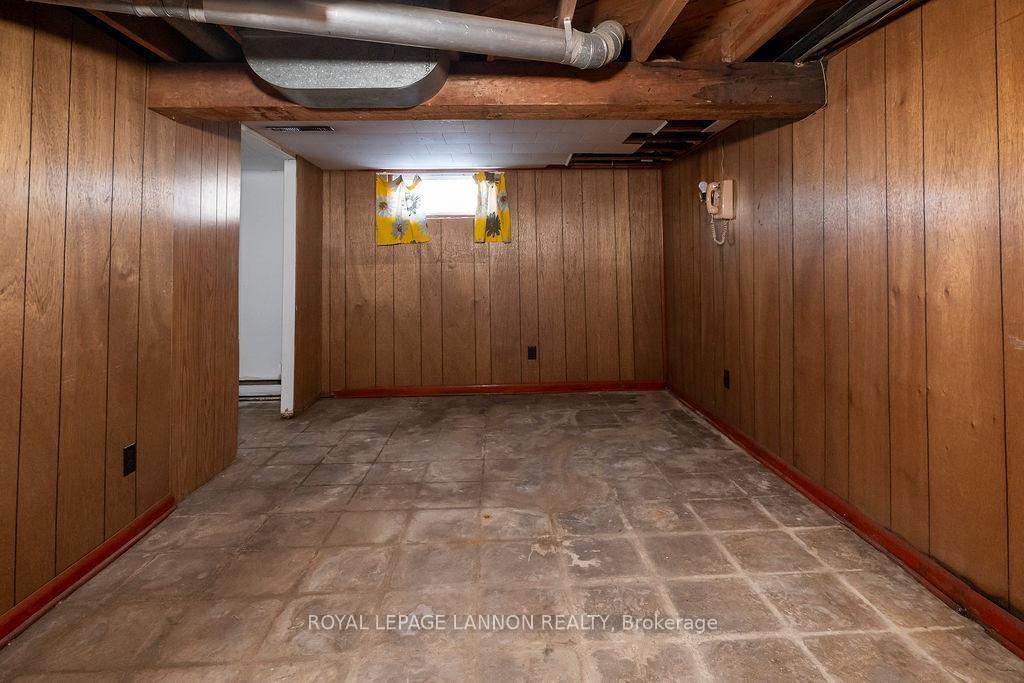 Photo 6 of 598 Van Norman Street, Thunder Bay, College Heights — HOMEH