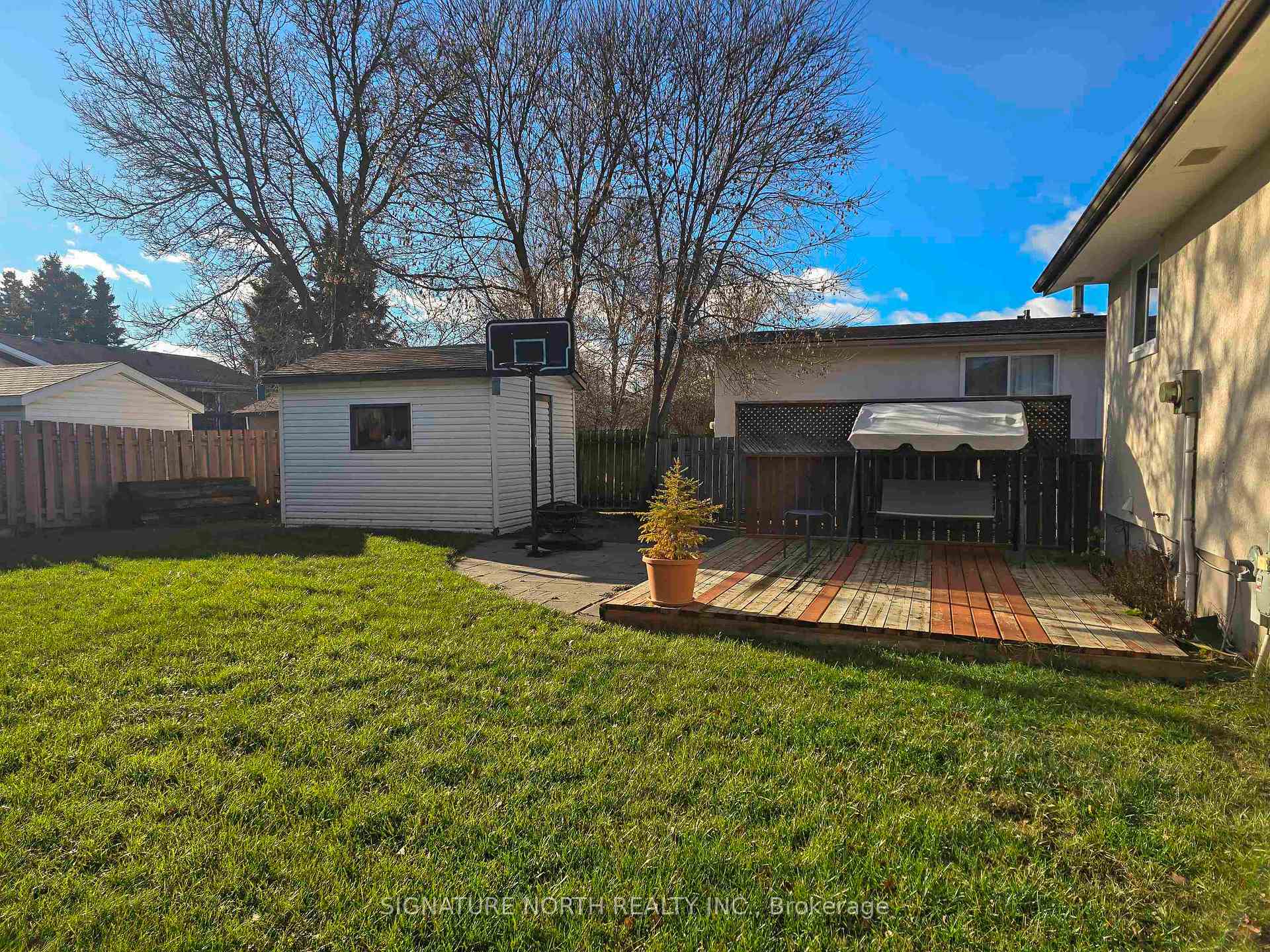 Photo 5 of 522 Redwood Avenue W, Thunder Bay, Northwood Park — HOMEH