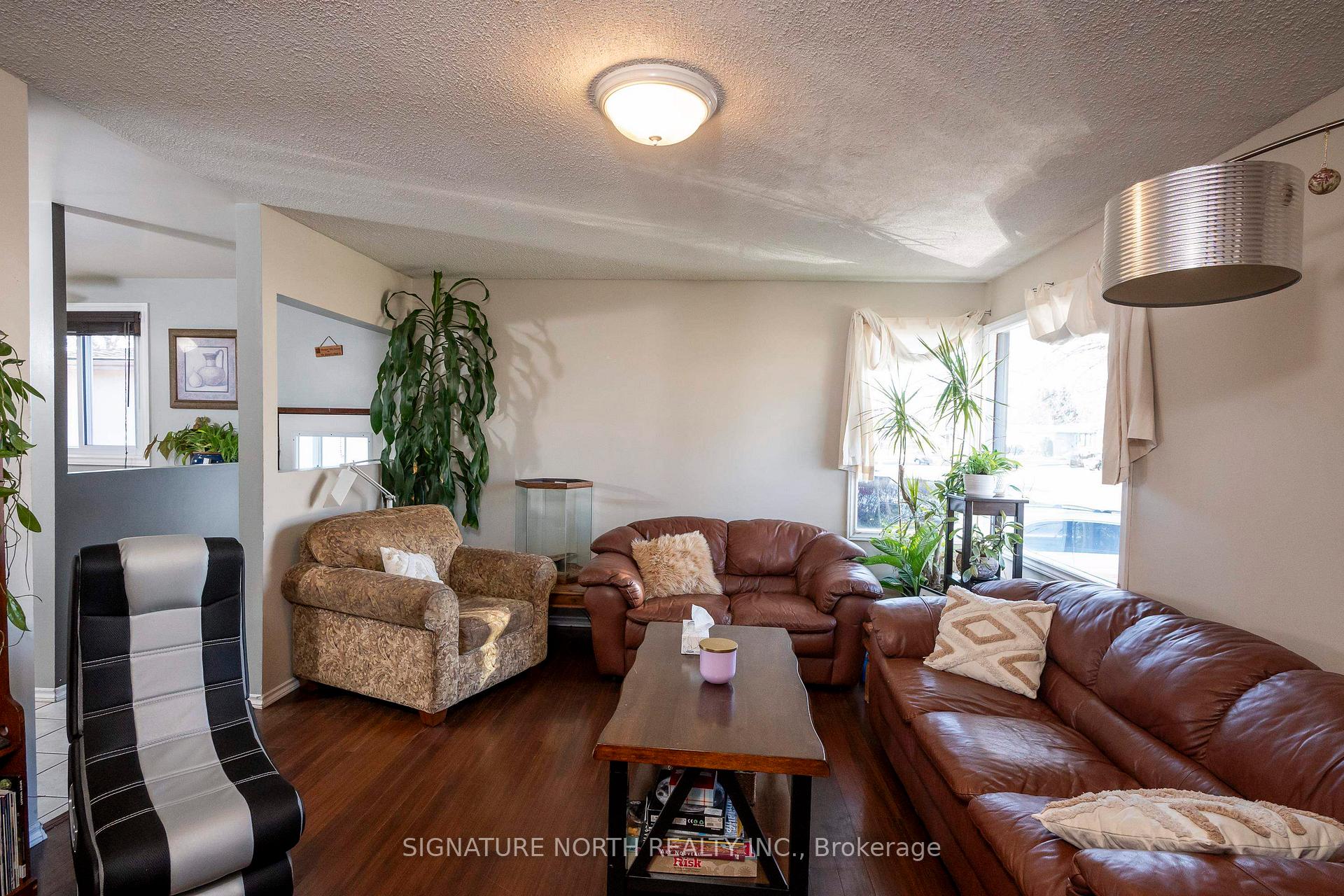 Photo 23 of 522 Redwood Avenue W, Thunder Bay, Northwood Park — HOMEH