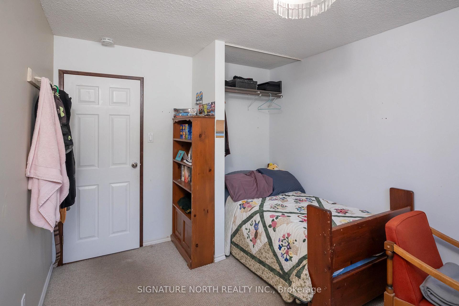 Photo 32 of 522 Redwood Avenue W, Thunder Bay, Northwood Park — HOMEH