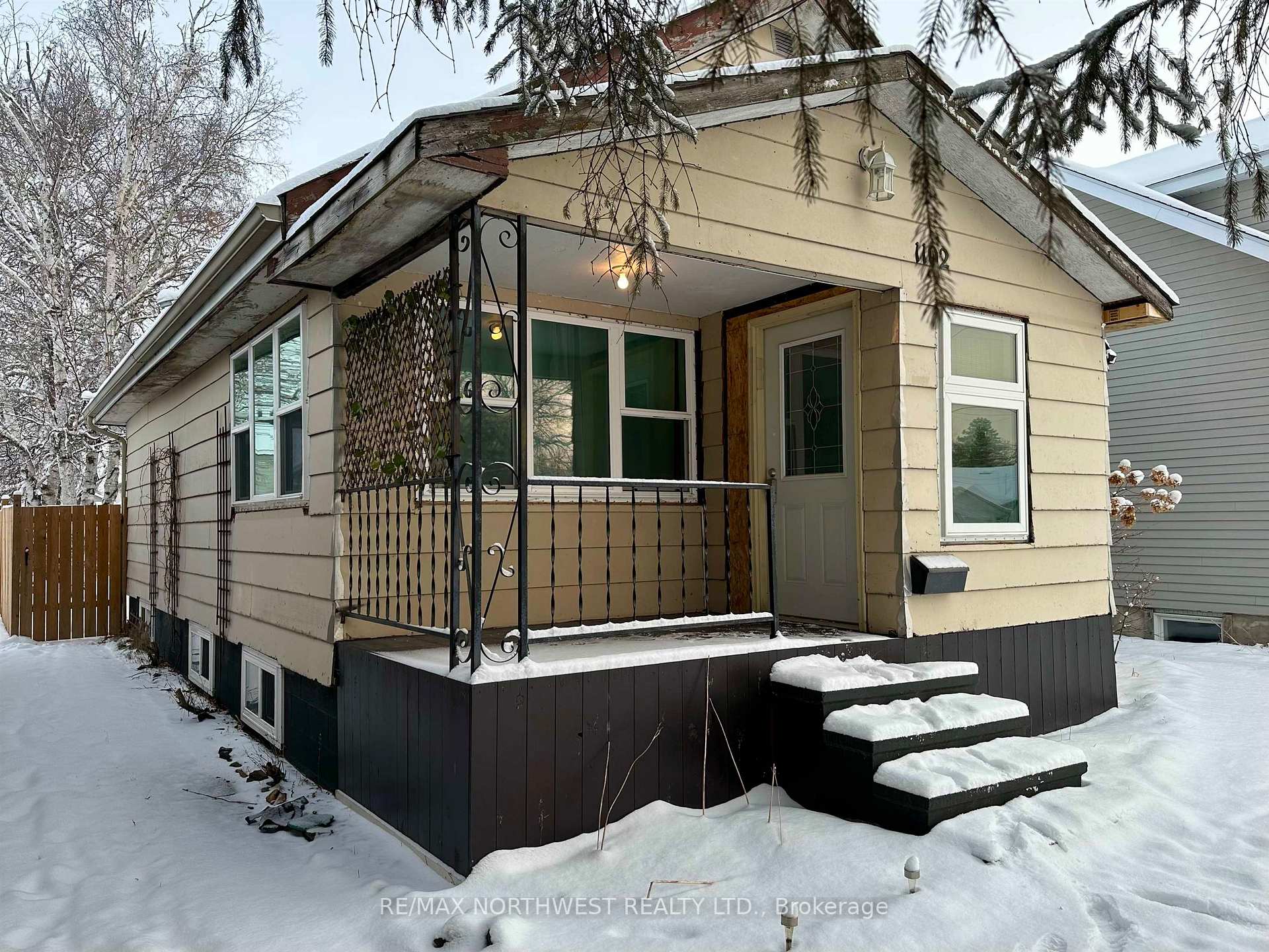 Photo 1 of 1102 Scott Street, Fort Frances — HOMEH