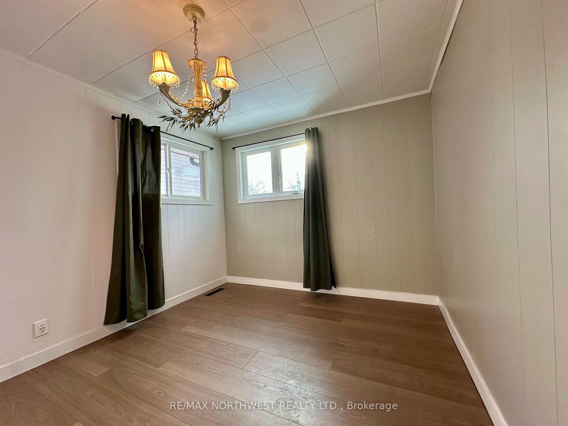 Photo 14 of 1102 Scott Street, Fort Frances — HOMEH