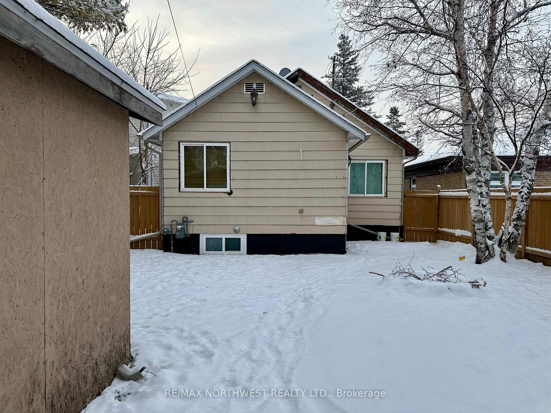 Photo 32 of 1102 Scott Street, Fort Frances — HOMEH