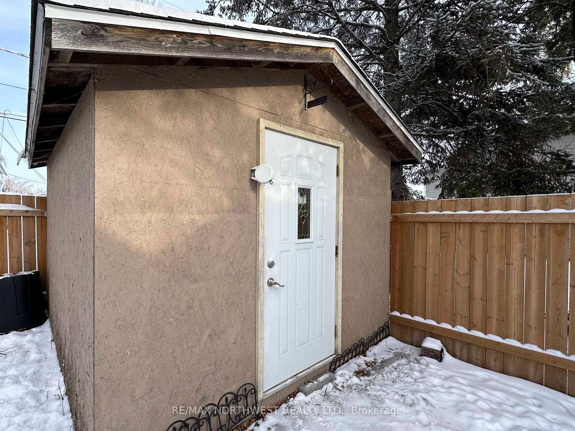 Photo 34 of 1102 Scott Street, Fort Frances — HOMEH