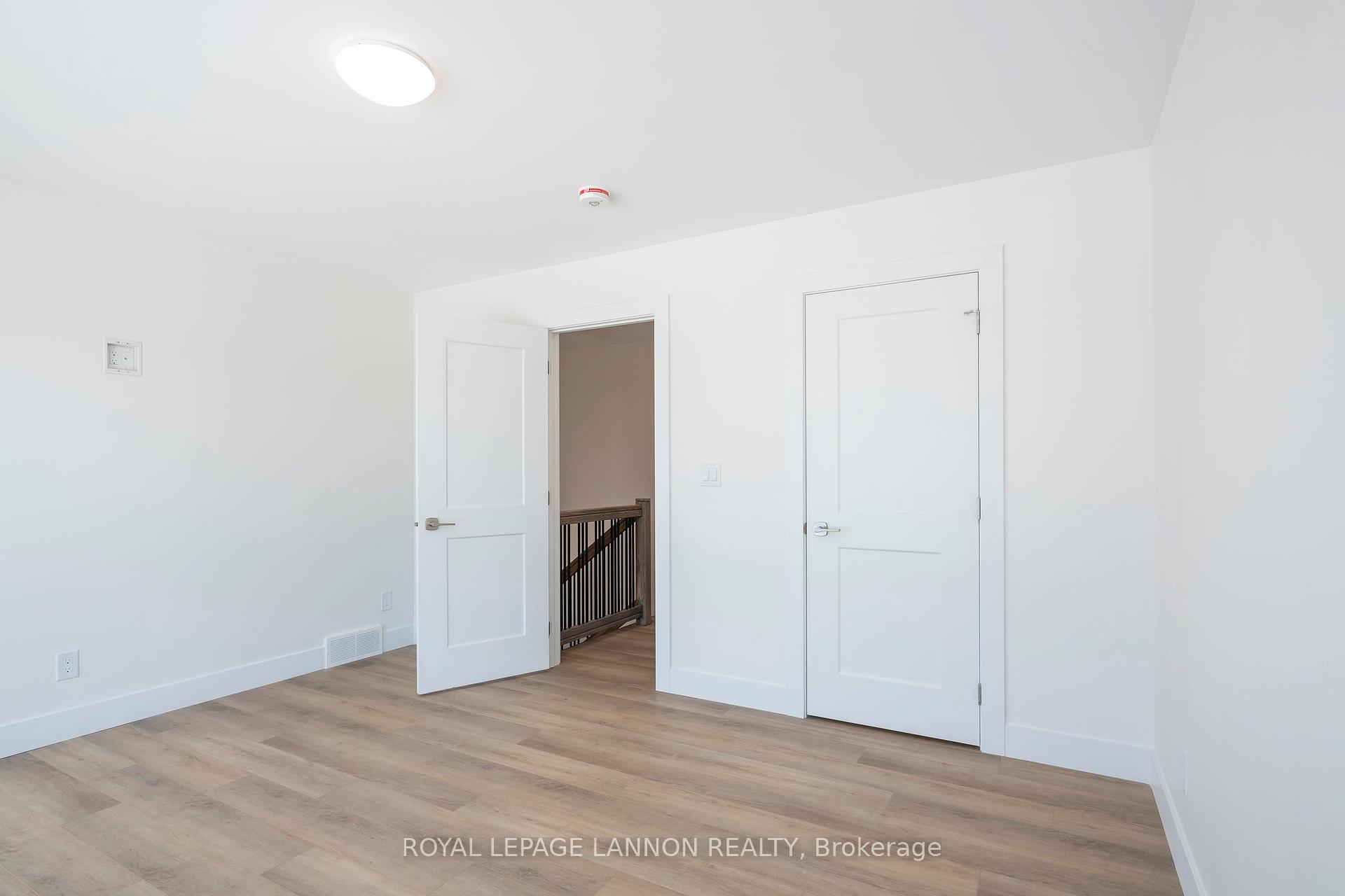 Photo 16 of 202 Bruin Crescent, Thunder Bay, Parkdale — HOMEH