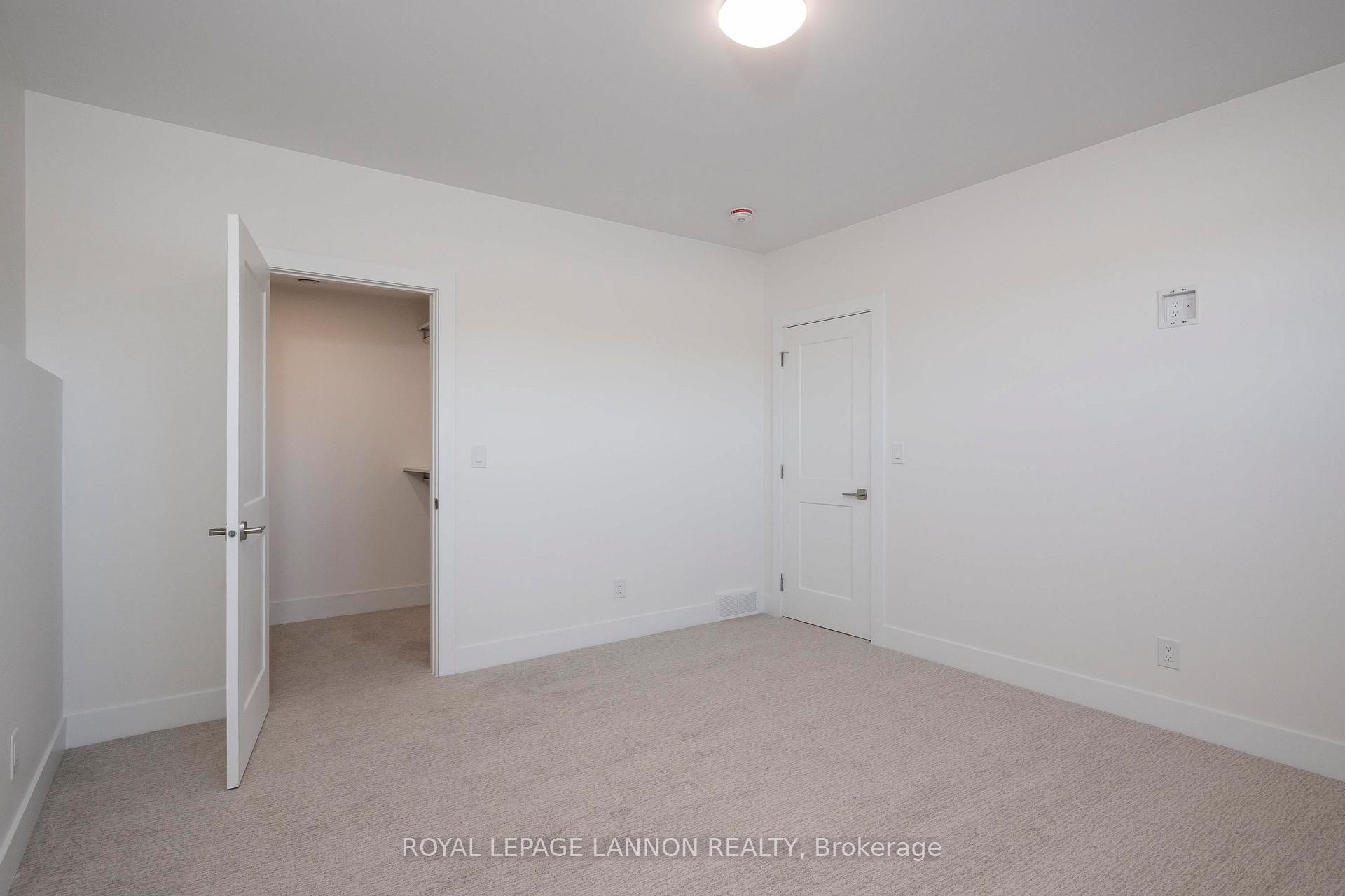 Photo 27 of 202 Bruin Crescent, Thunder Bay, Parkdale — HOMEH