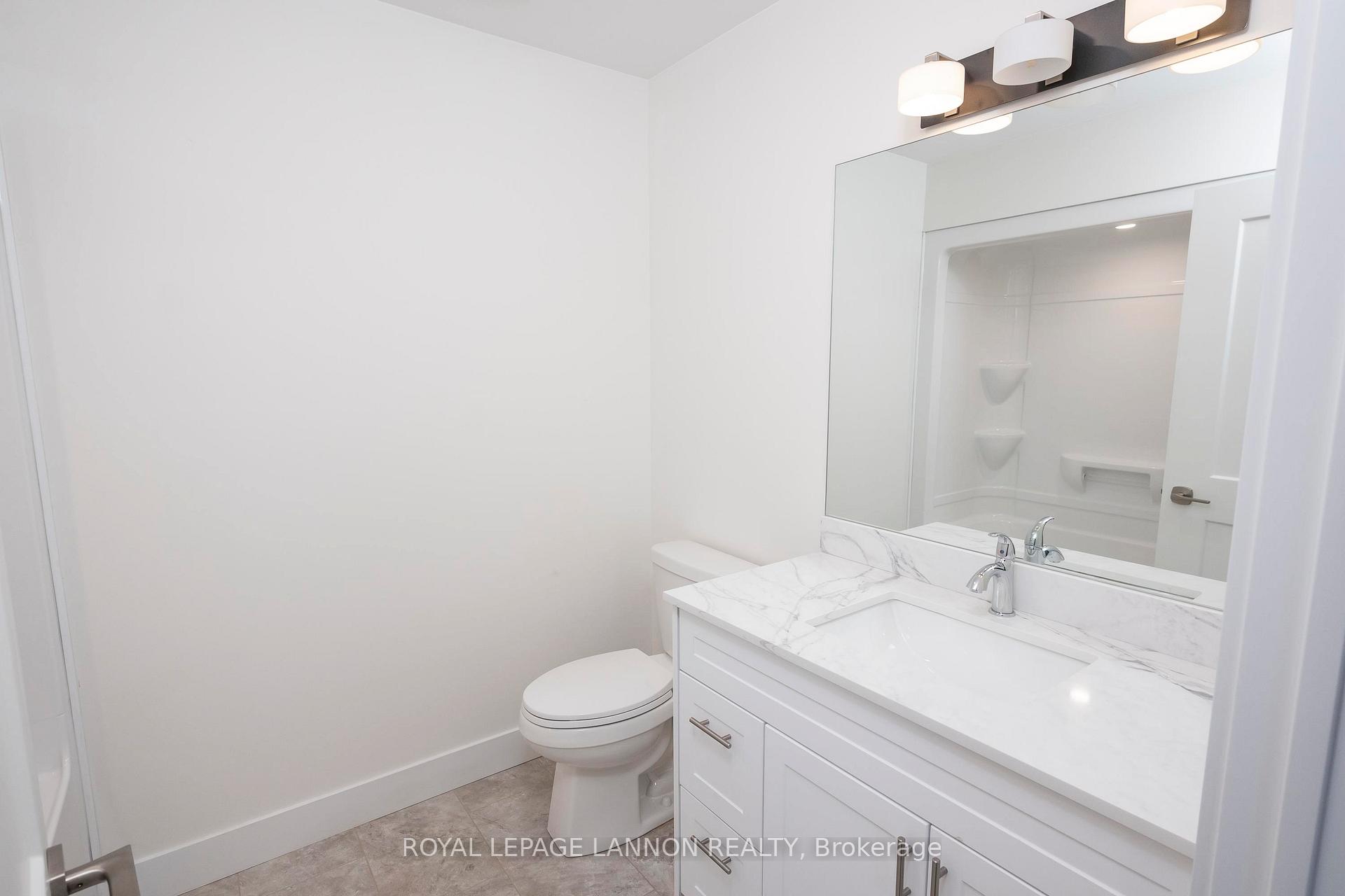 Photo 30 of 202 Bruin Crescent, Thunder Bay, Parkdale — HOMEH