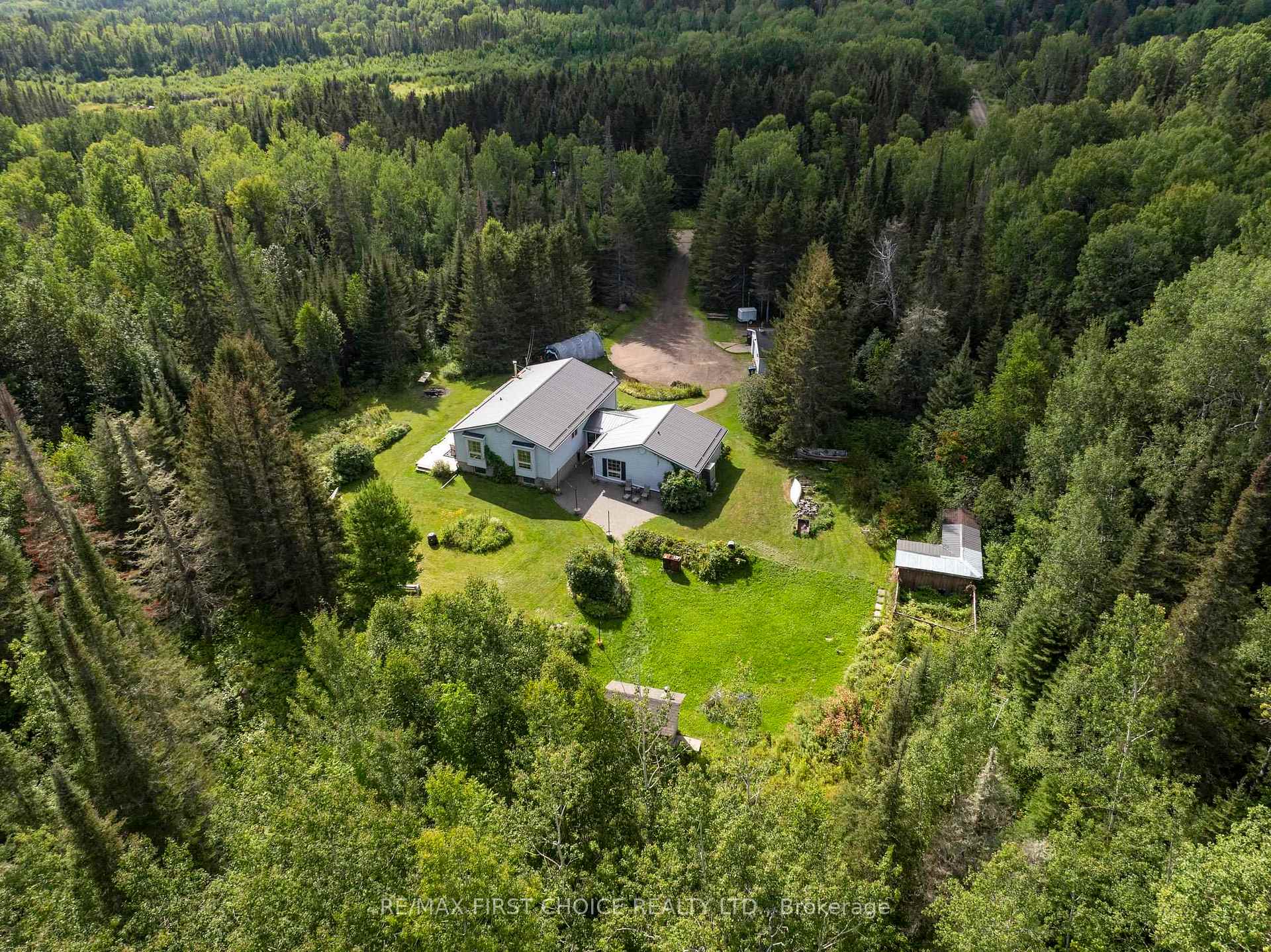 Photo 6 of 230 Gus Wouri Road, Thunder Bay, McIntyre North — HOMEH