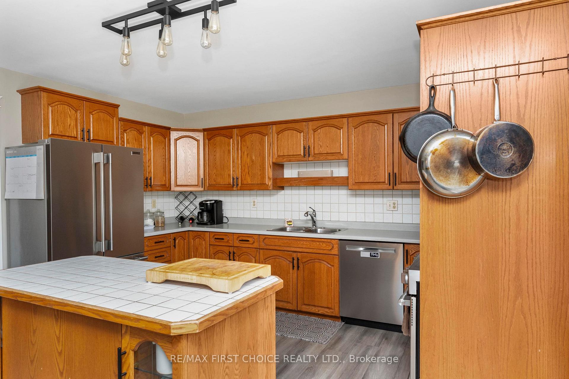 Photo 24 of 230 Gus Wouri Road, Thunder Bay, McIntyre North — HOMEH