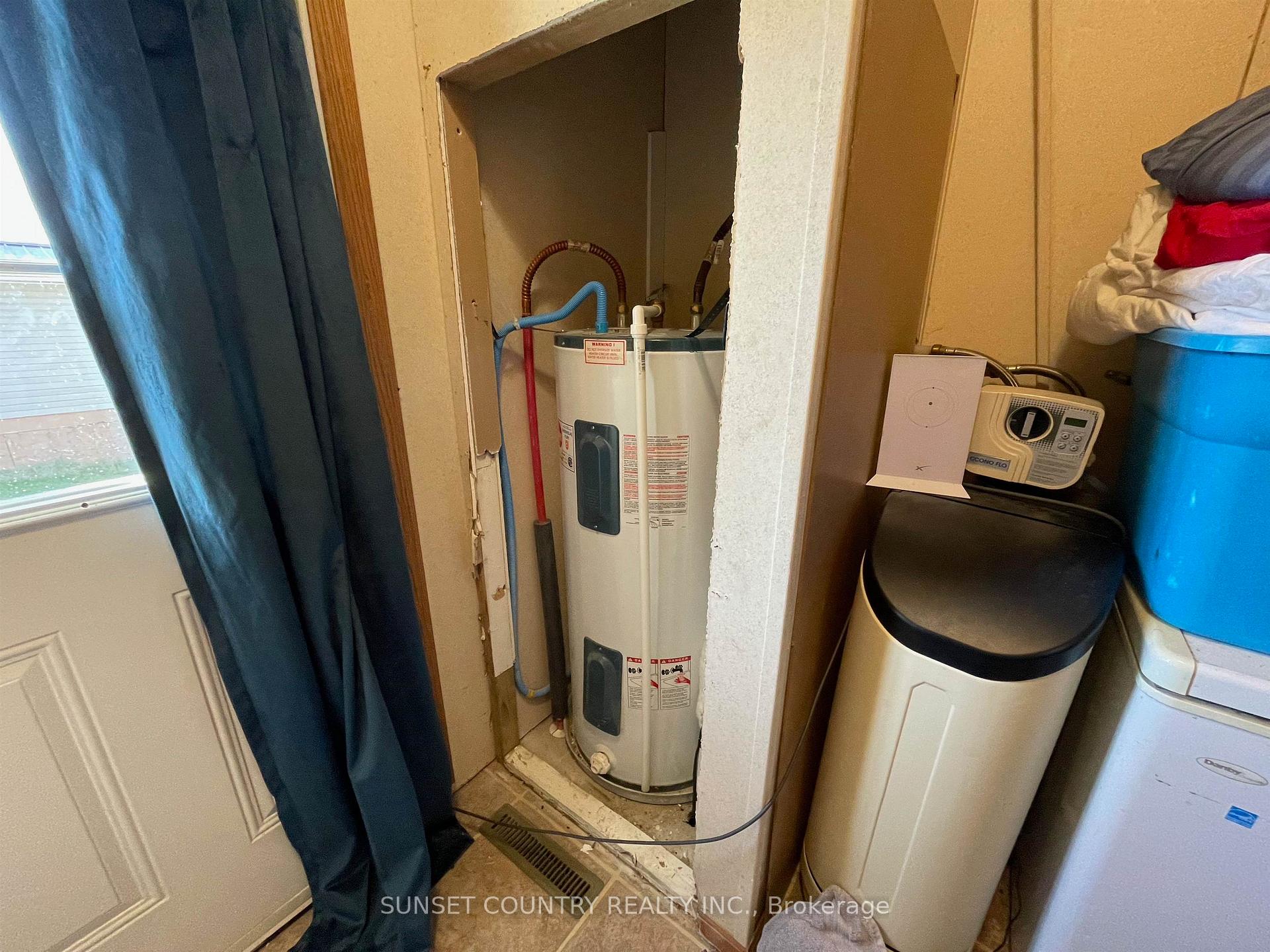 Photo 15 of Unit #17, 638 McGogy Road, Kenora Remote Area, Oxdrift — HOMEH