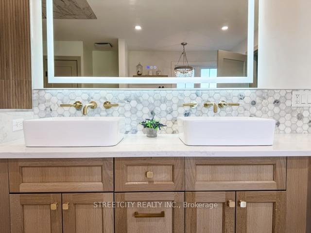 Photo 25 of 2105 Foothill Drive, Thunder Bay, Mountain Road — HOMEH