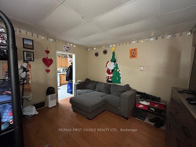 Photo 5 of 627 Vickers Street S, Thunder Bay, Hyde Park — HOMEH
