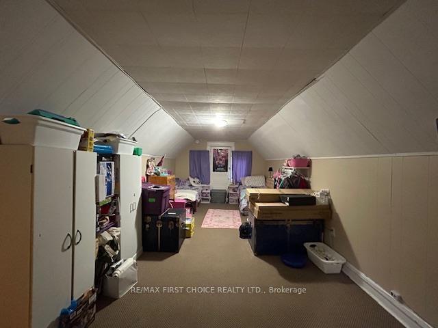 Photo 19 of 627 Vickers Street S, Thunder Bay, Hyde Park — HOMEH