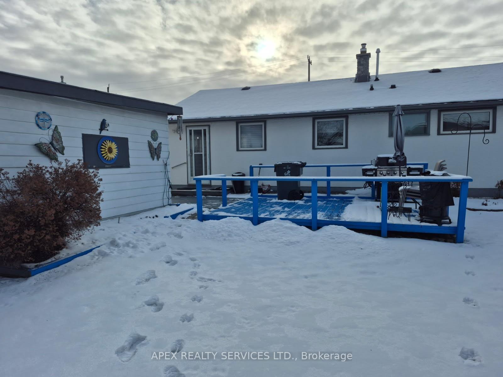 Photo 2 of 630 Hollylane, Thunder Bay, West End — HOMEH
