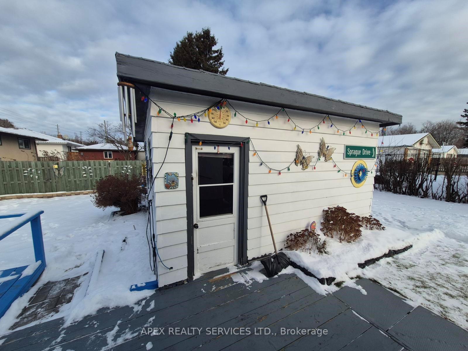Photo 4 of 630 Hollylane, Thunder Bay, West End — HOMEH