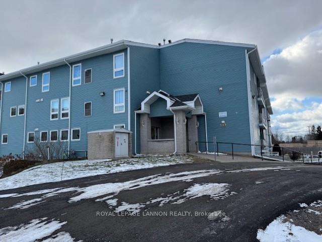 Photo 1 of Unit 401, 800 Gordon Street, Thunder Bay, Westfort — HOMEH