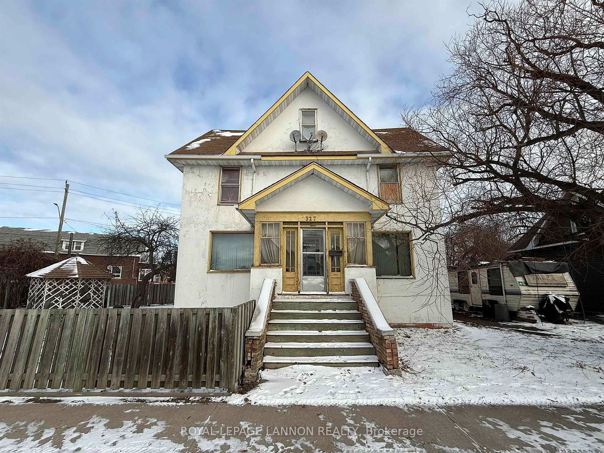 Photo 1 of 327 Robertson Street, Thunder Bay, East End — HOMEH