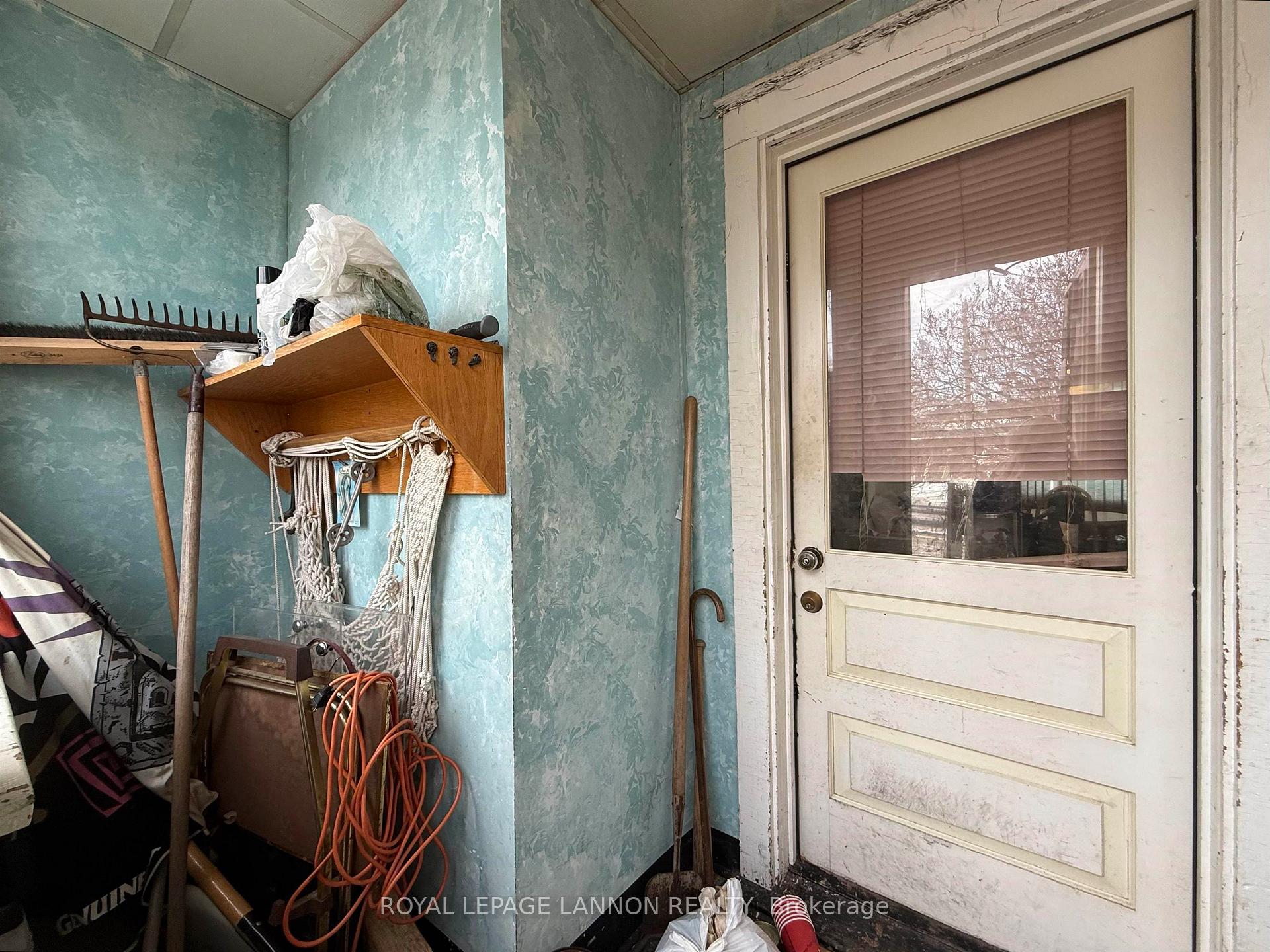 Photo 9 of 327 Robertson Street, Thunder Bay, East End — HOMEH