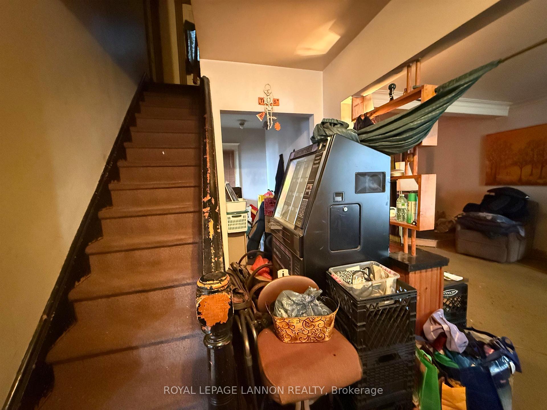 Photo 20 of 327 Robertson Street, Thunder Bay, East End — HOMEH