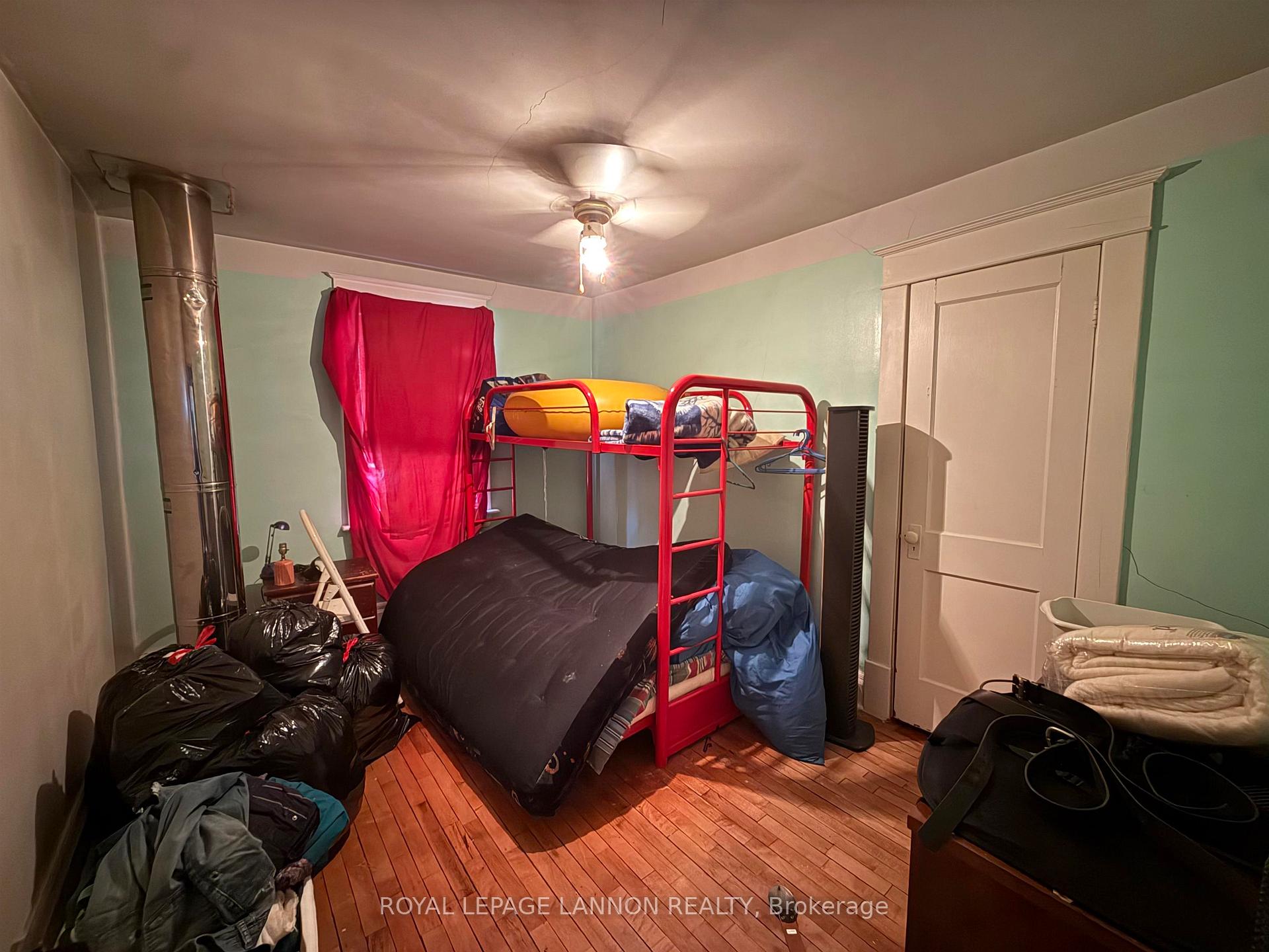 Photo 24 of 327 Robertson Street, Thunder Bay, East End — HOMEH