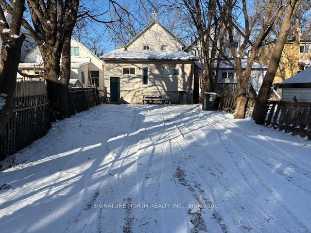 Photo 2 of 59 Ontario Street, Thunder Bay, Court / Cumberland — HOMEH