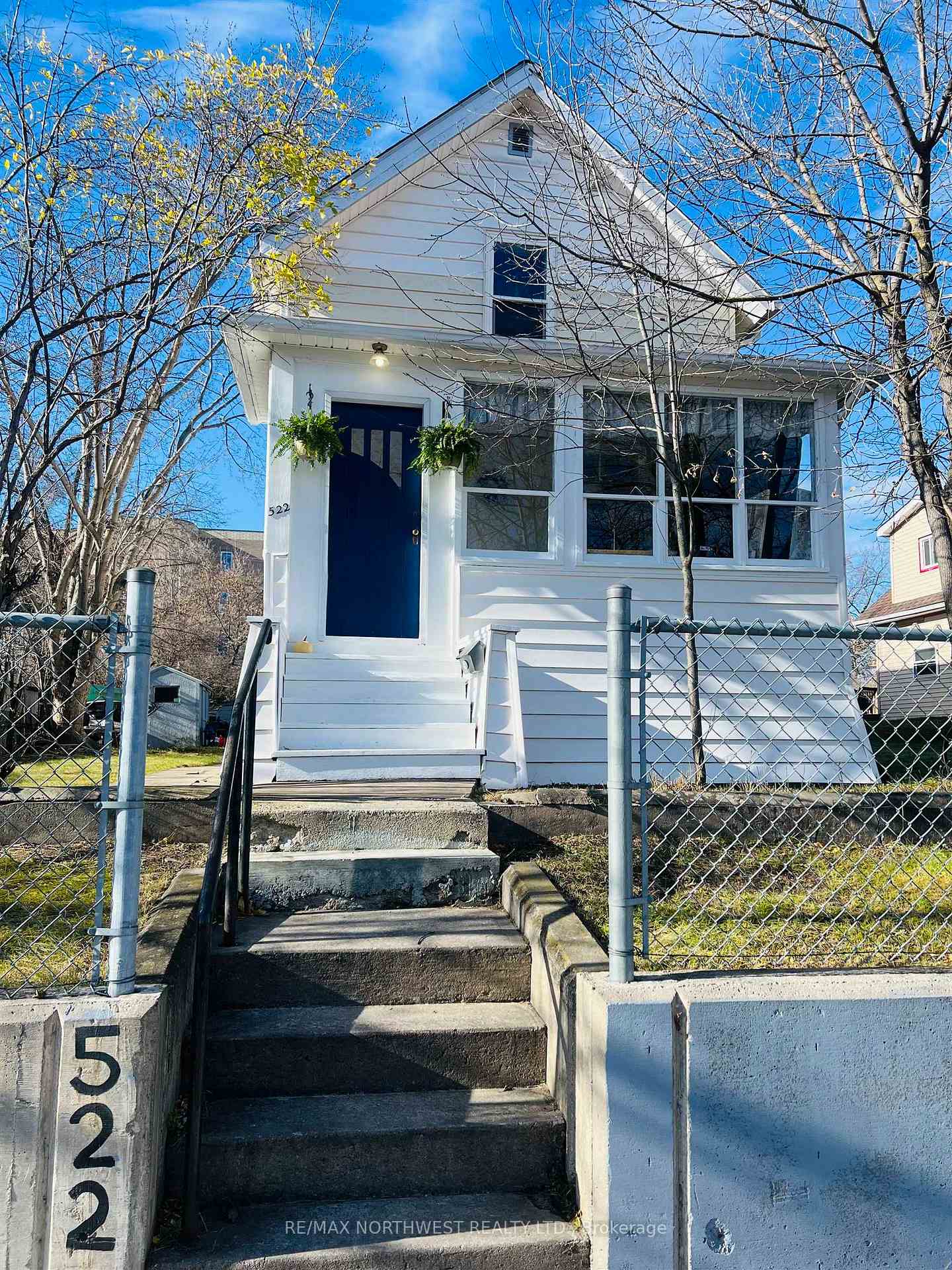 Photo 1 of 522 Third Avenue South, Kenora, Lakeside — HOMEH