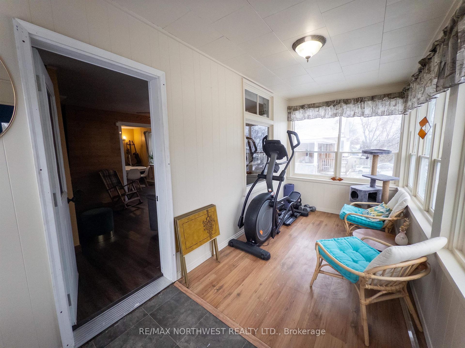 Photo 8 of 522 Third Avenue South, Kenora, Lakeside — HOMEH
