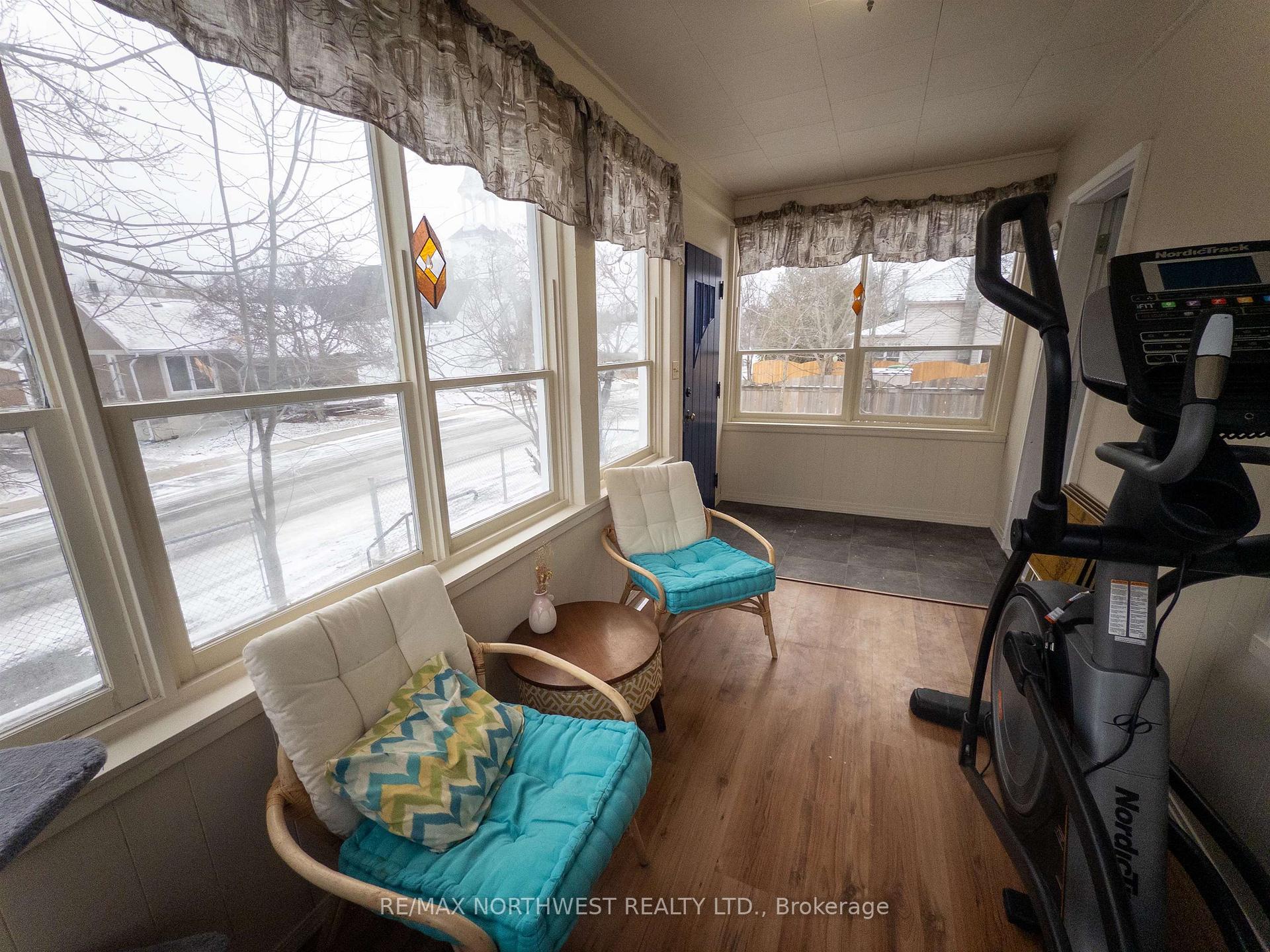 Photo 10 of 522 Third Avenue South, Kenora, Lakeside — HOMEH