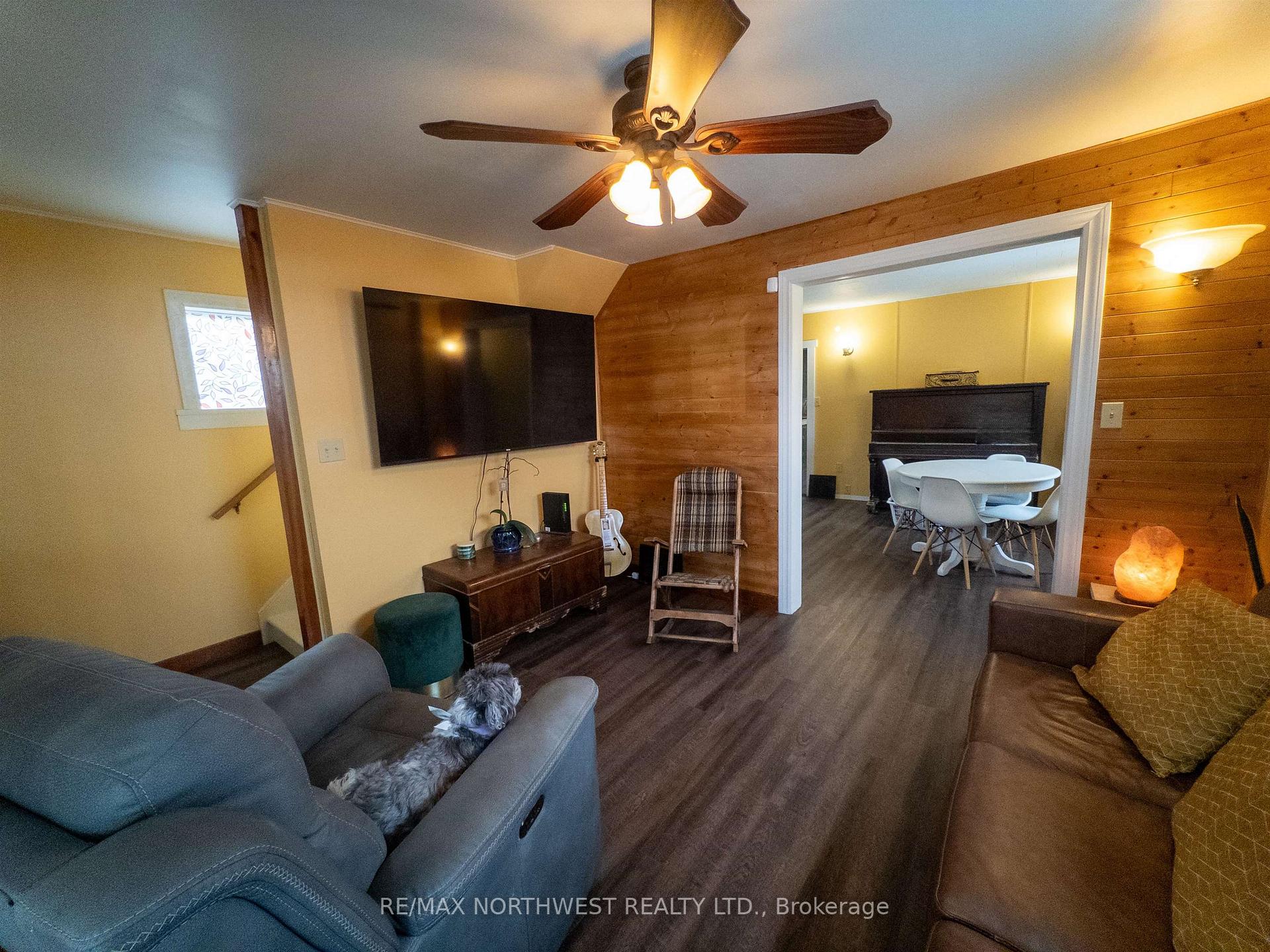 Photo 12 of 522 Third Avenue South, Kenora, Lakeside — HOMEH