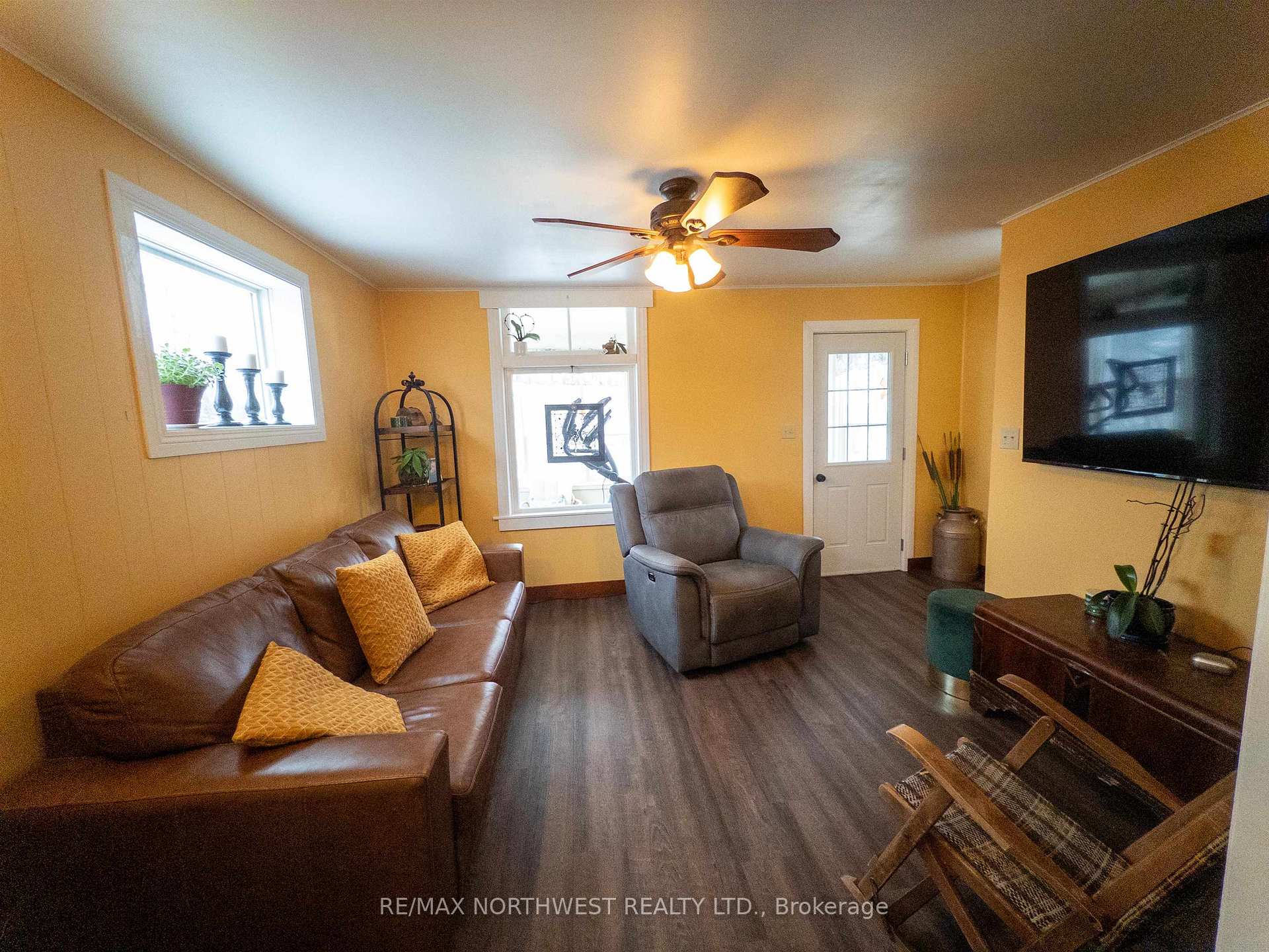 Photo 15 of 522 Third Avenue South, Kenora, Lakeside — HOMEH