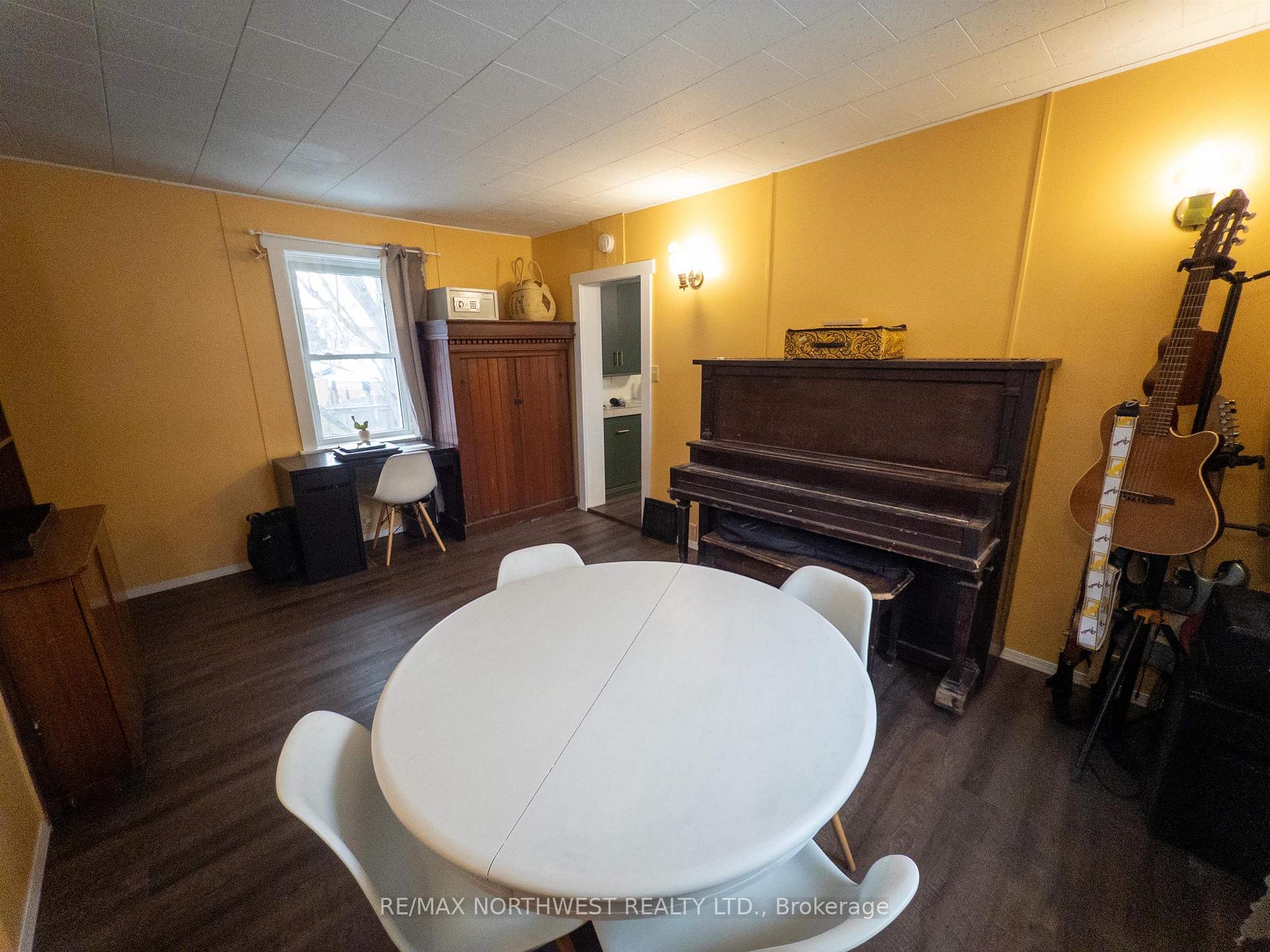 Photo 16 of 522 Third Avenue South, Kenora, Lakeside — HOMEH