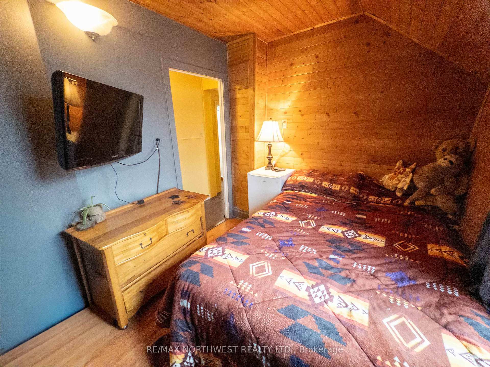 Photo 33 of 522 Third Avenue South, Kenora, Lakeside — HOMEH