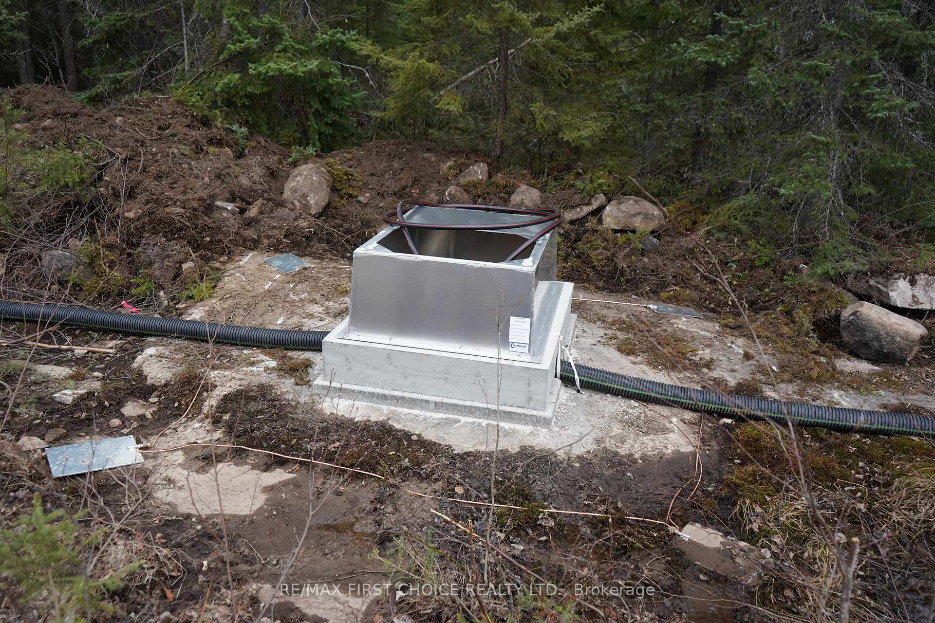 Photo 40 of 1 Gunn Lake Road, Kenora Remote Area, Minaki-Winnepeg River — HOMEH