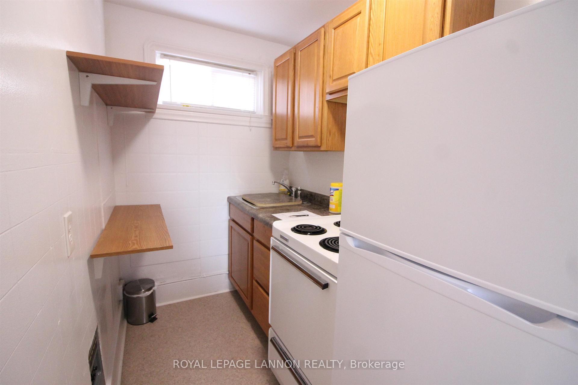 Photo 13 of 50 Ontario Street, Thunder Bay, Court / Cumberland — HOMEH