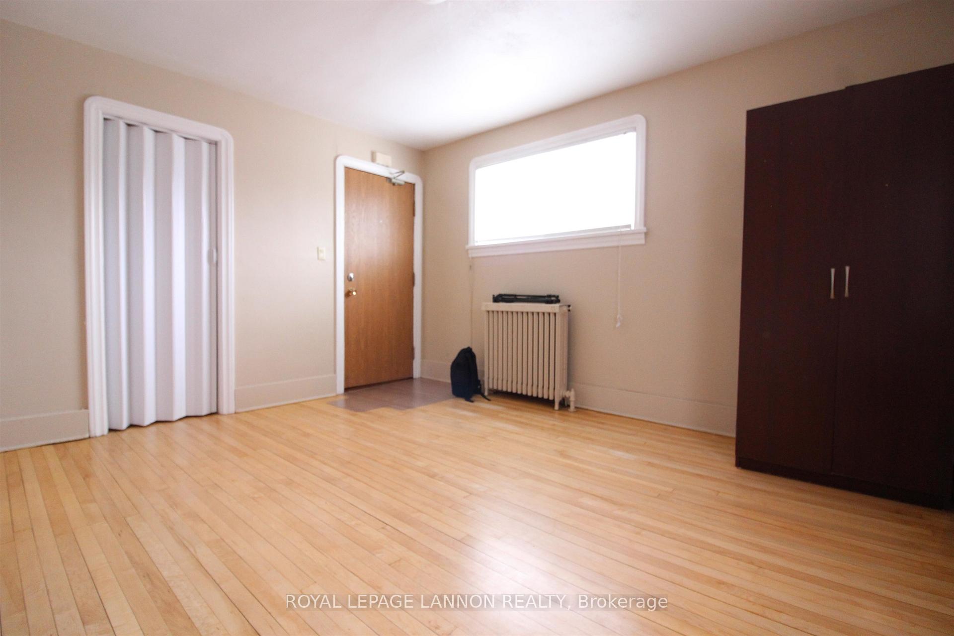 Photo 16 of 50 Ontario Street, Thunder Bay, Court / Cumberland — HOMEH