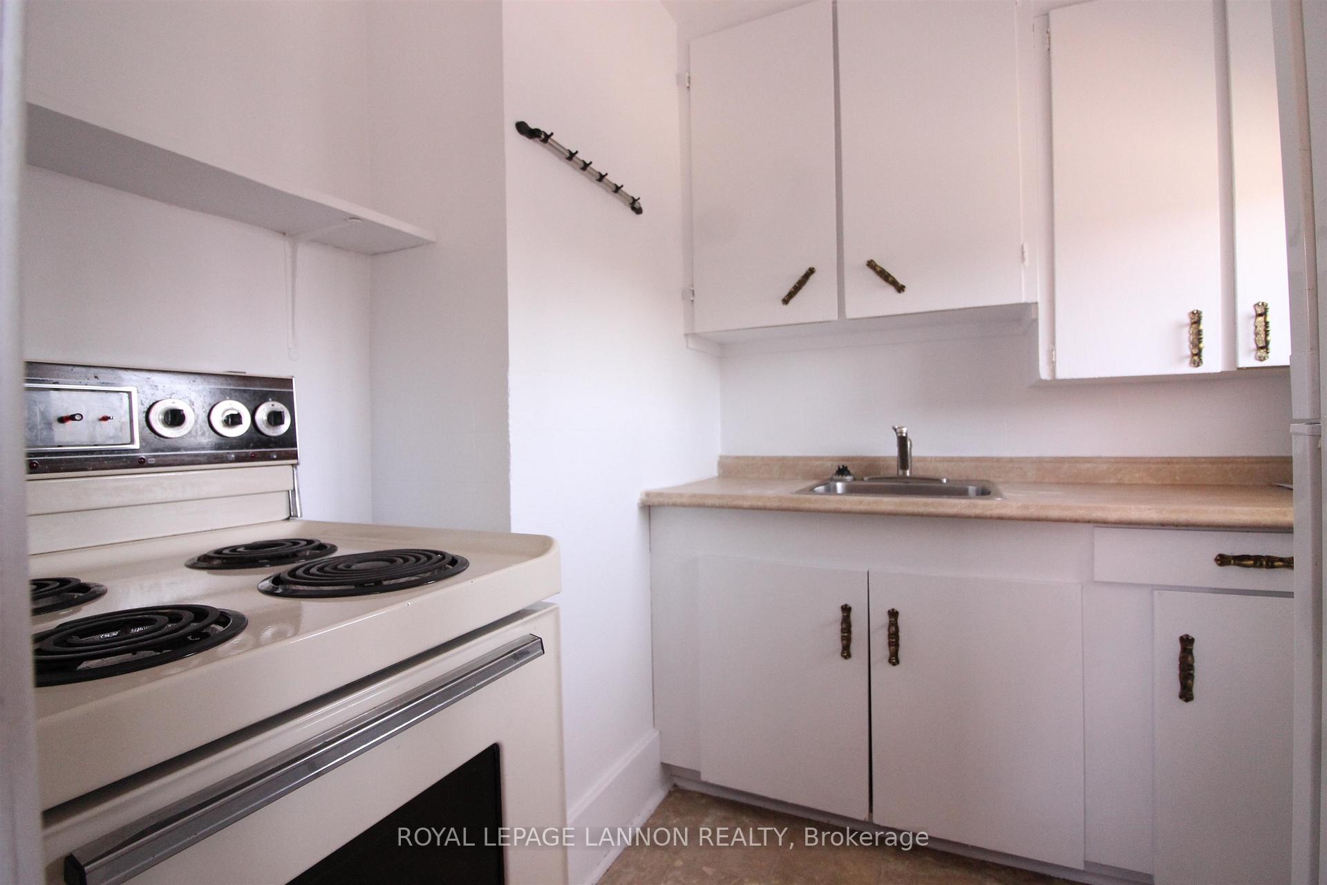 Photo 20 of 50 Ontario Street, Thunder Bay, Court / Cumberland — HOMEH