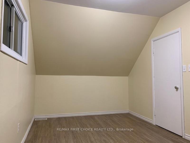 Photo 7 of 166 Secord Street, Thunder Bay, Court / Cumberland — HOMEH