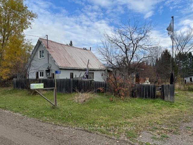 Photo 24 of 128 Old School Road, Thunder Bay Remote Area, Lybster — HOMEH