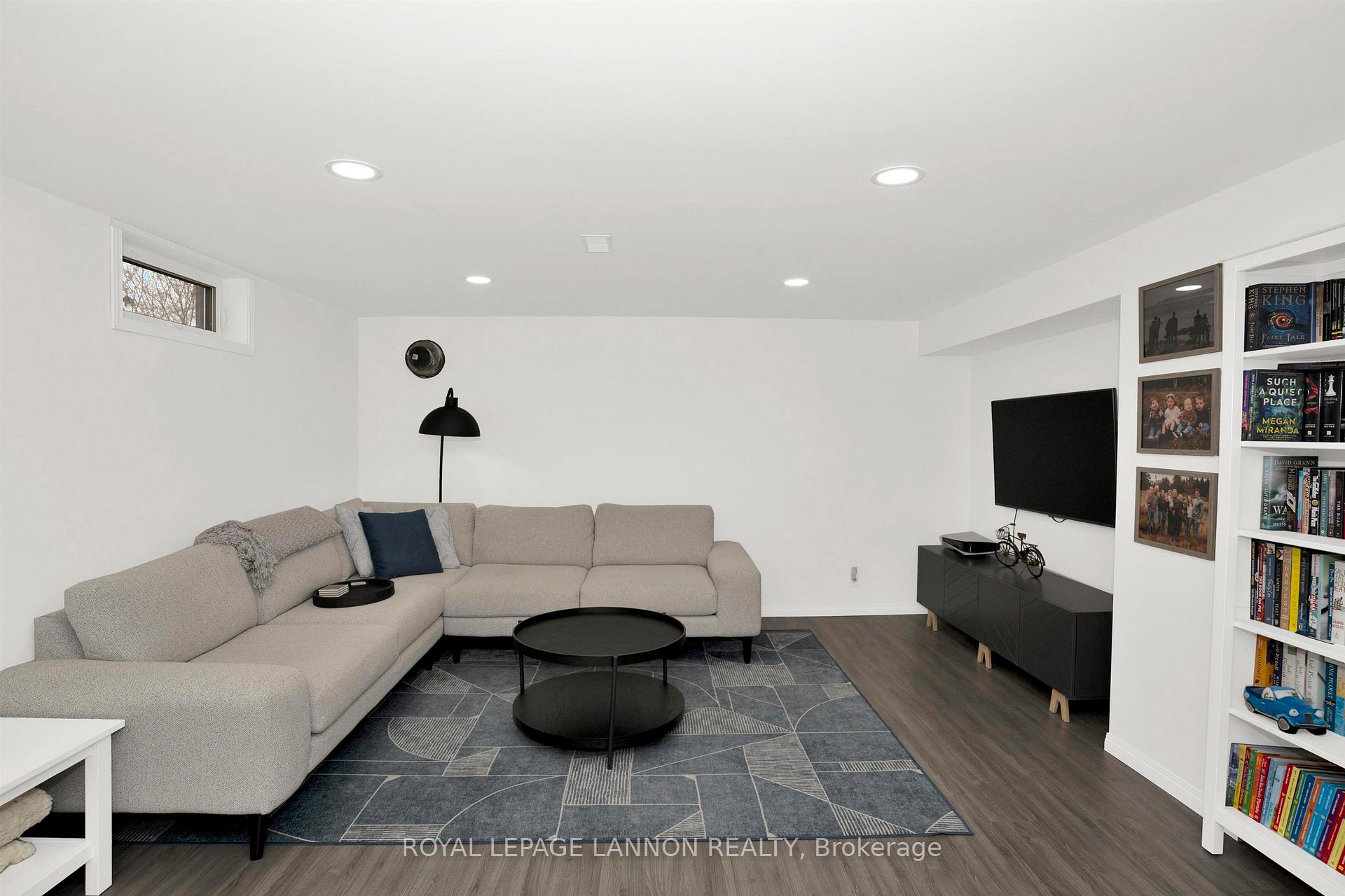Photo 8 of 582 Dalhousie Drive, Thunder Bay, Northwood Park — HOMEH