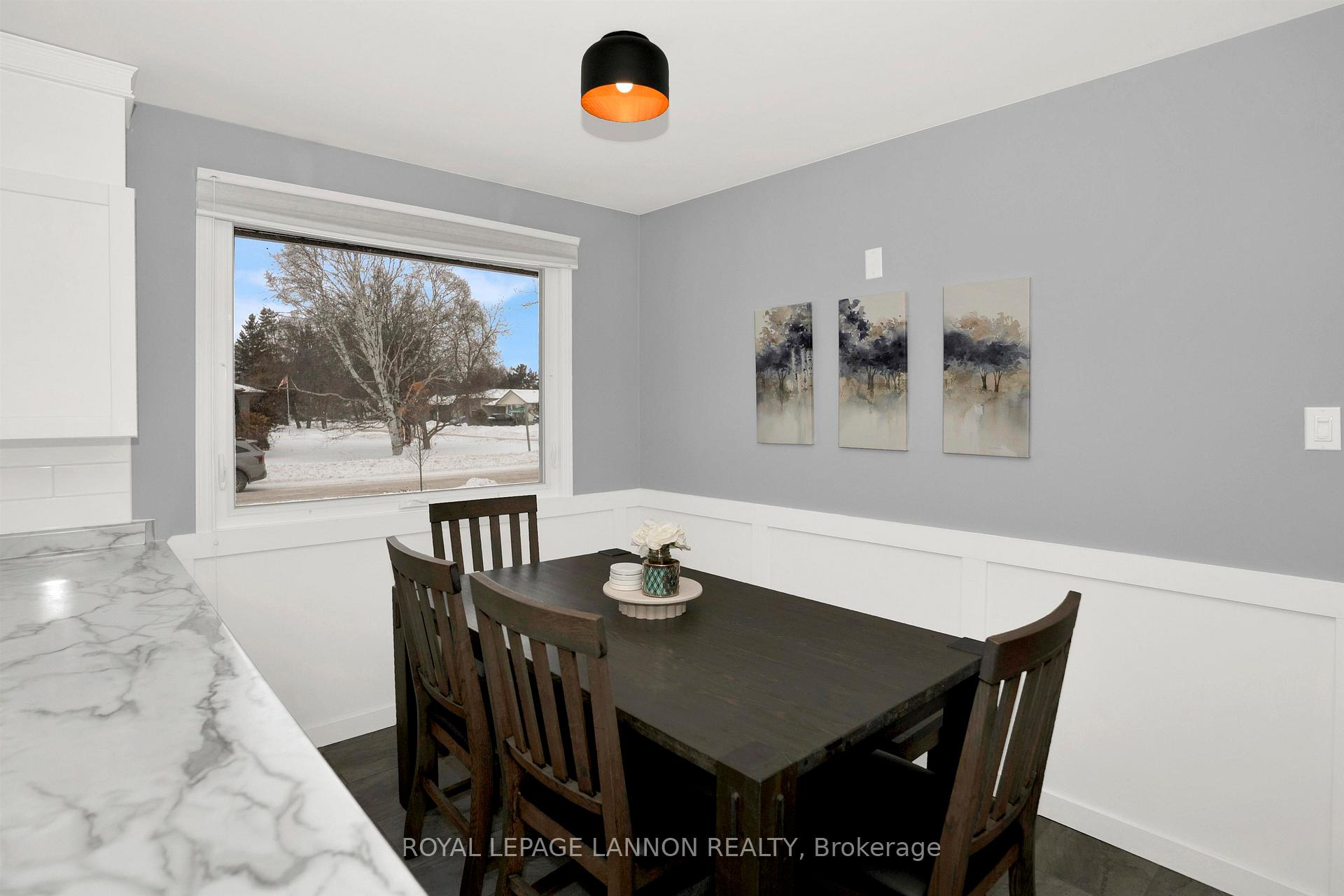 Photo 11 of 582 Dalhousie Drive, Thunder Bay, Northwood Park — HOMEH