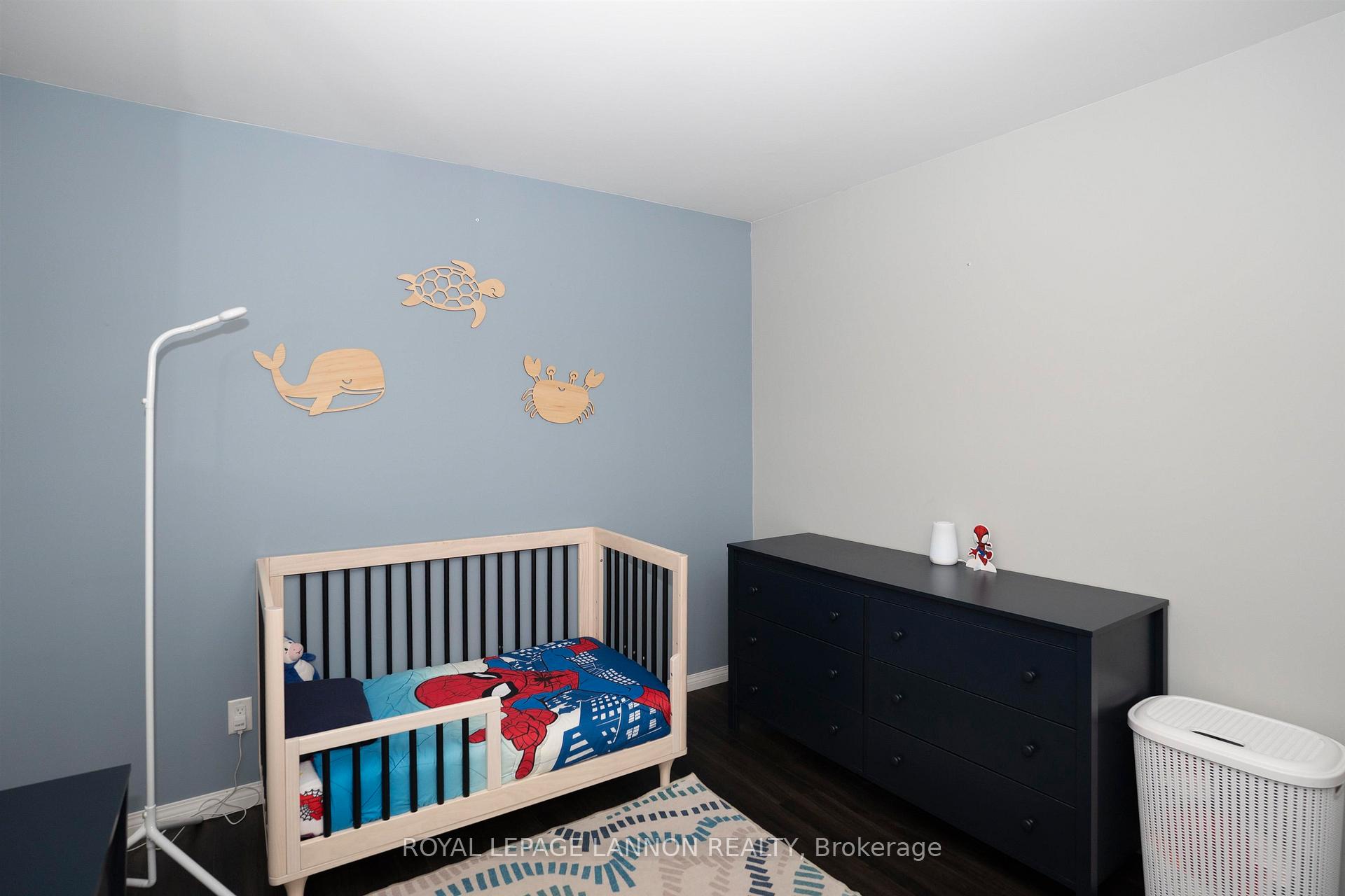 Photo 18 of 582 Dalhousie Drive, Thunder Bay, Northwood Park — HOMEH