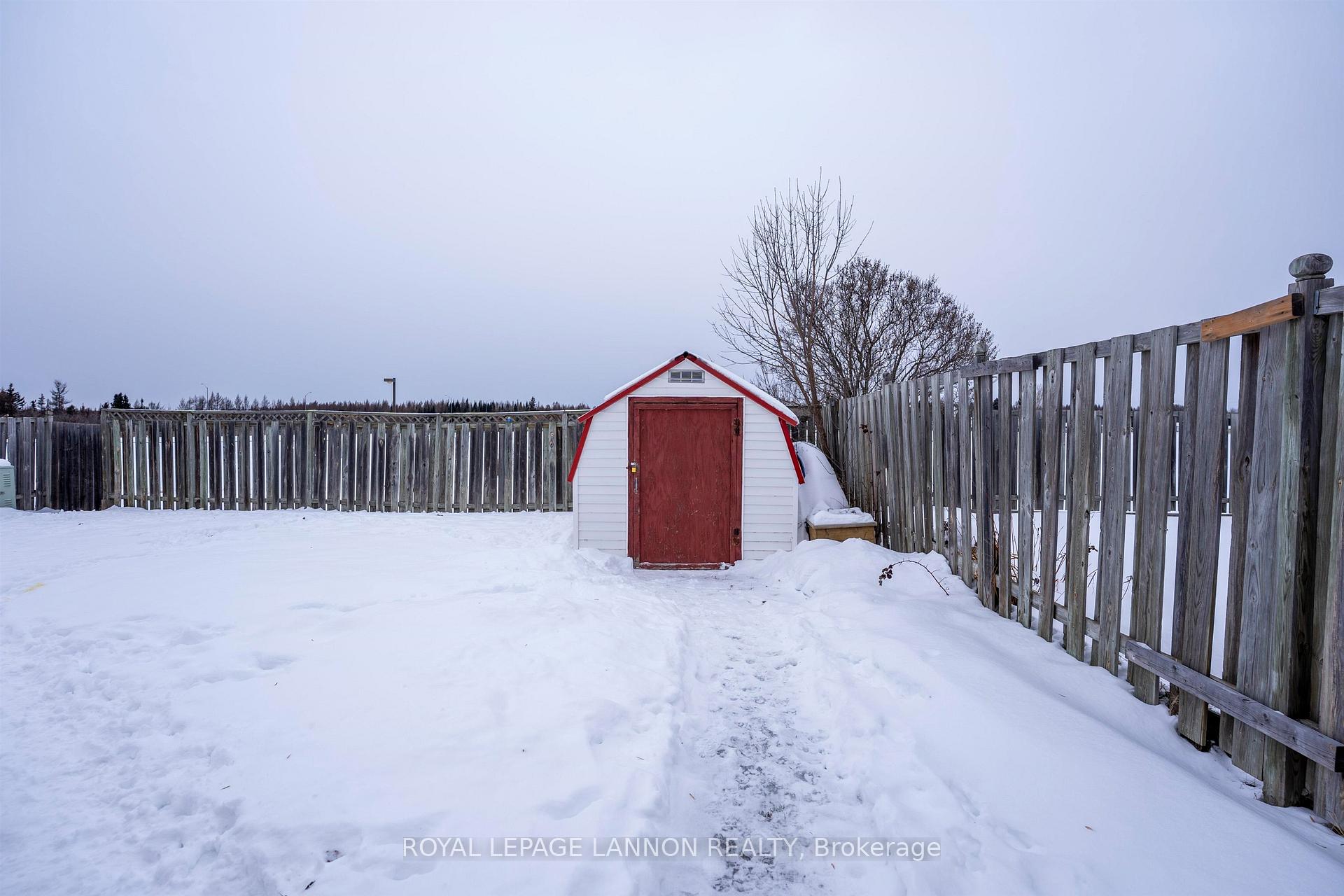 Photo 28 of 582 Dalhousie Drive, Thunder Bay, Northwood Park — HOMEH