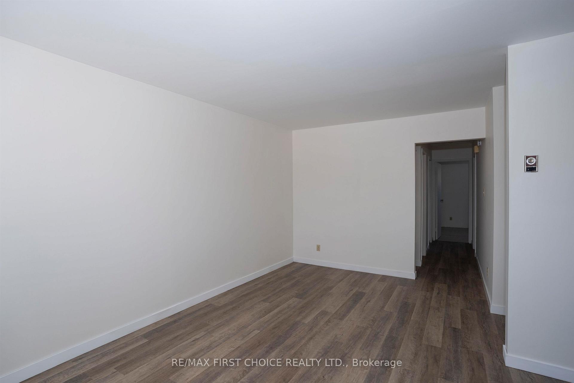 Photo 4 of 137 Huron Crescent, Thunder Bay, Shuniah — HOMEH