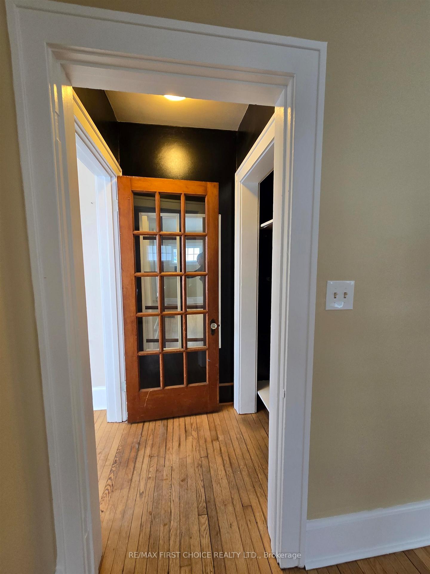 Photo 6 of 439 Syndicate Avenue N, Thunder Bay, McKeller Park — HOMEH