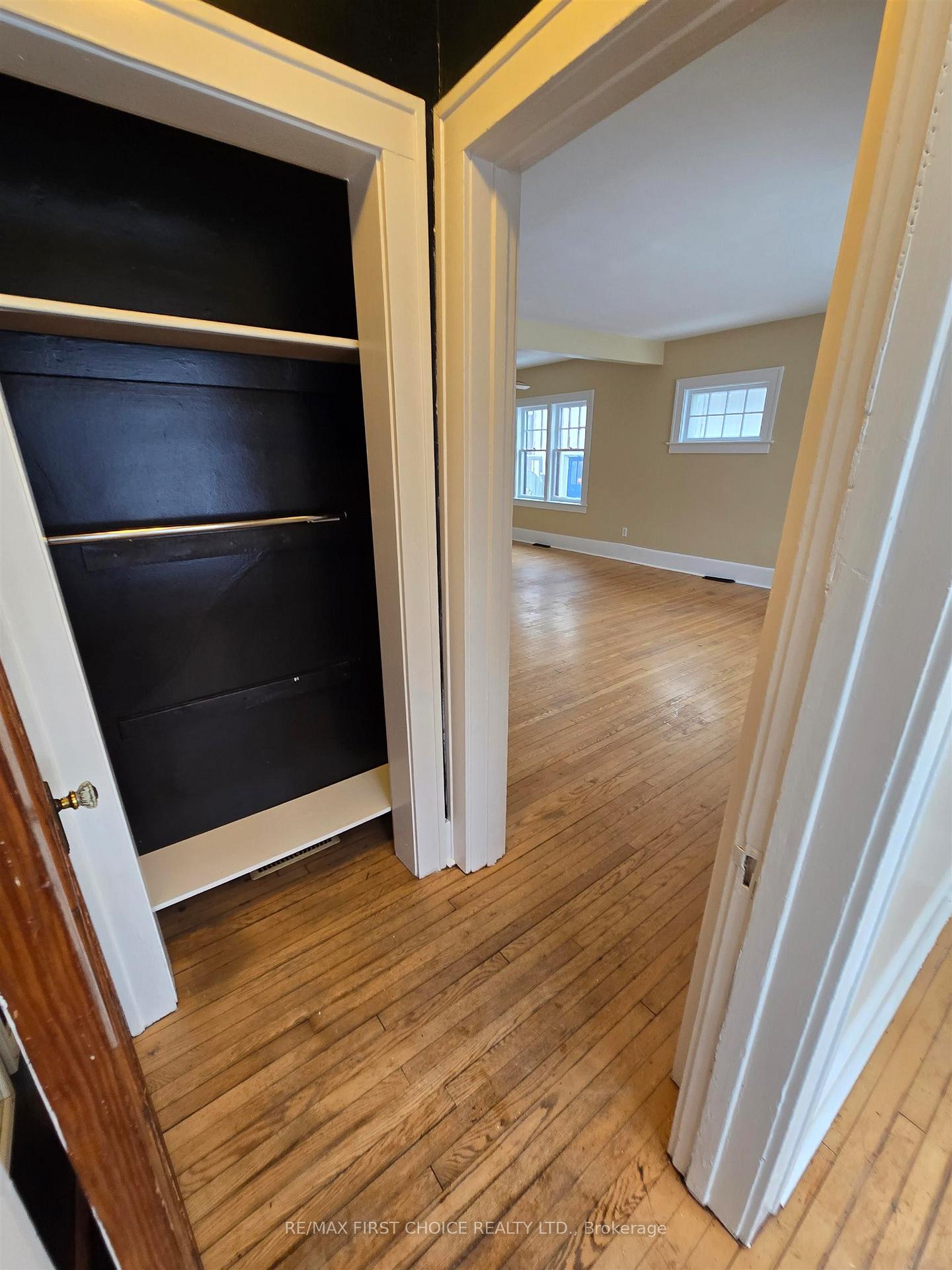 Photo 7 of 439 Syndicate Avenue N, Thunder Bay, McKeller Park — HOMEH