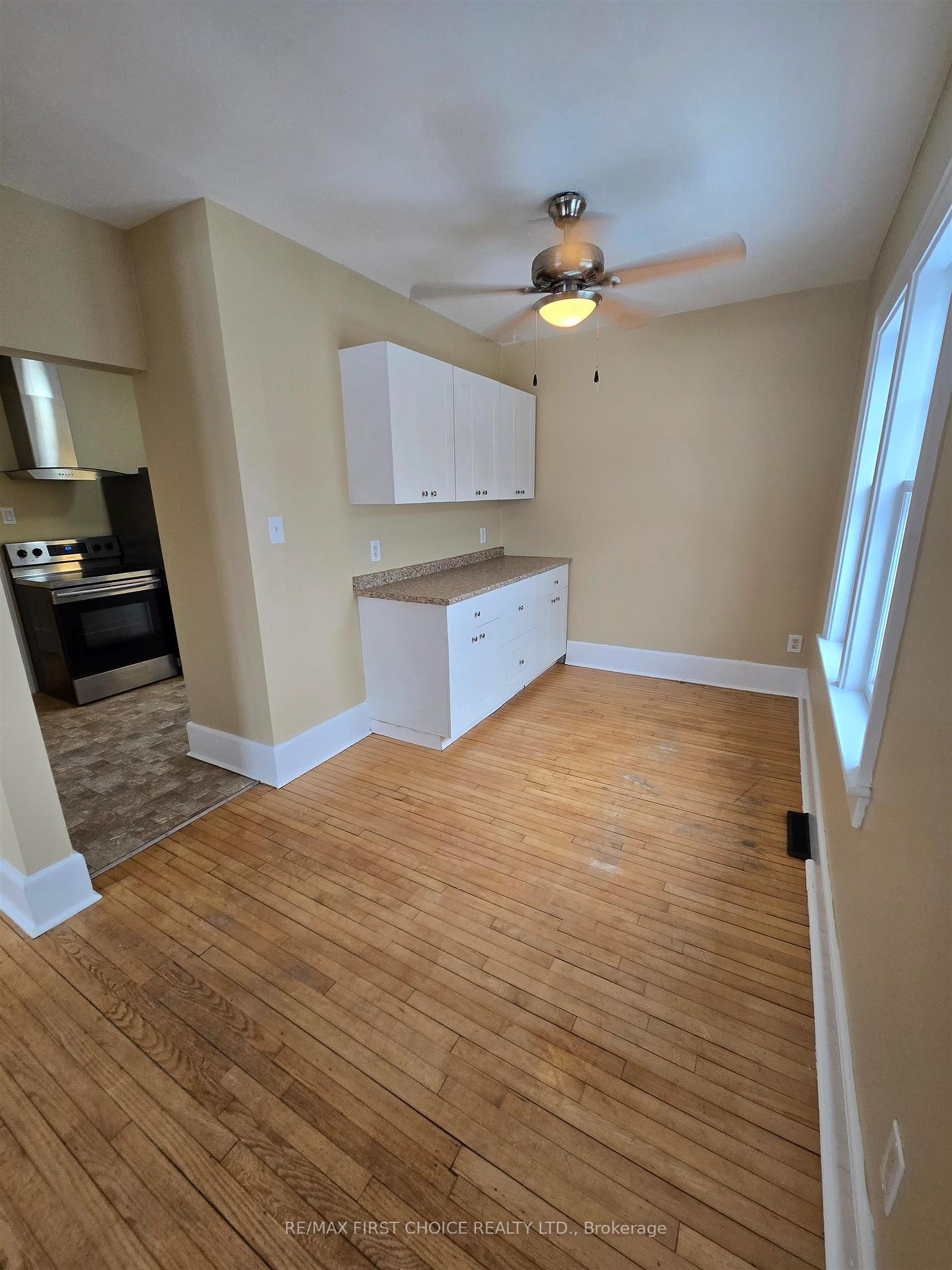 Photo 12 of 439 Syndicate Avenue N, Thunder Bay, McKeller Park — HOMEH