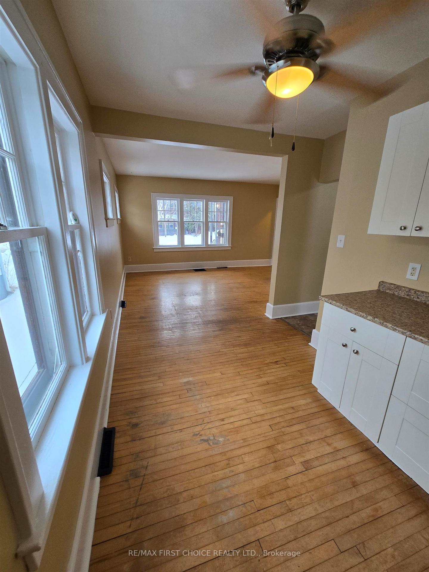 Photo 13 of 439 Syndicate Avenue N, Thunder Bay, McKeller Park — HOMEH