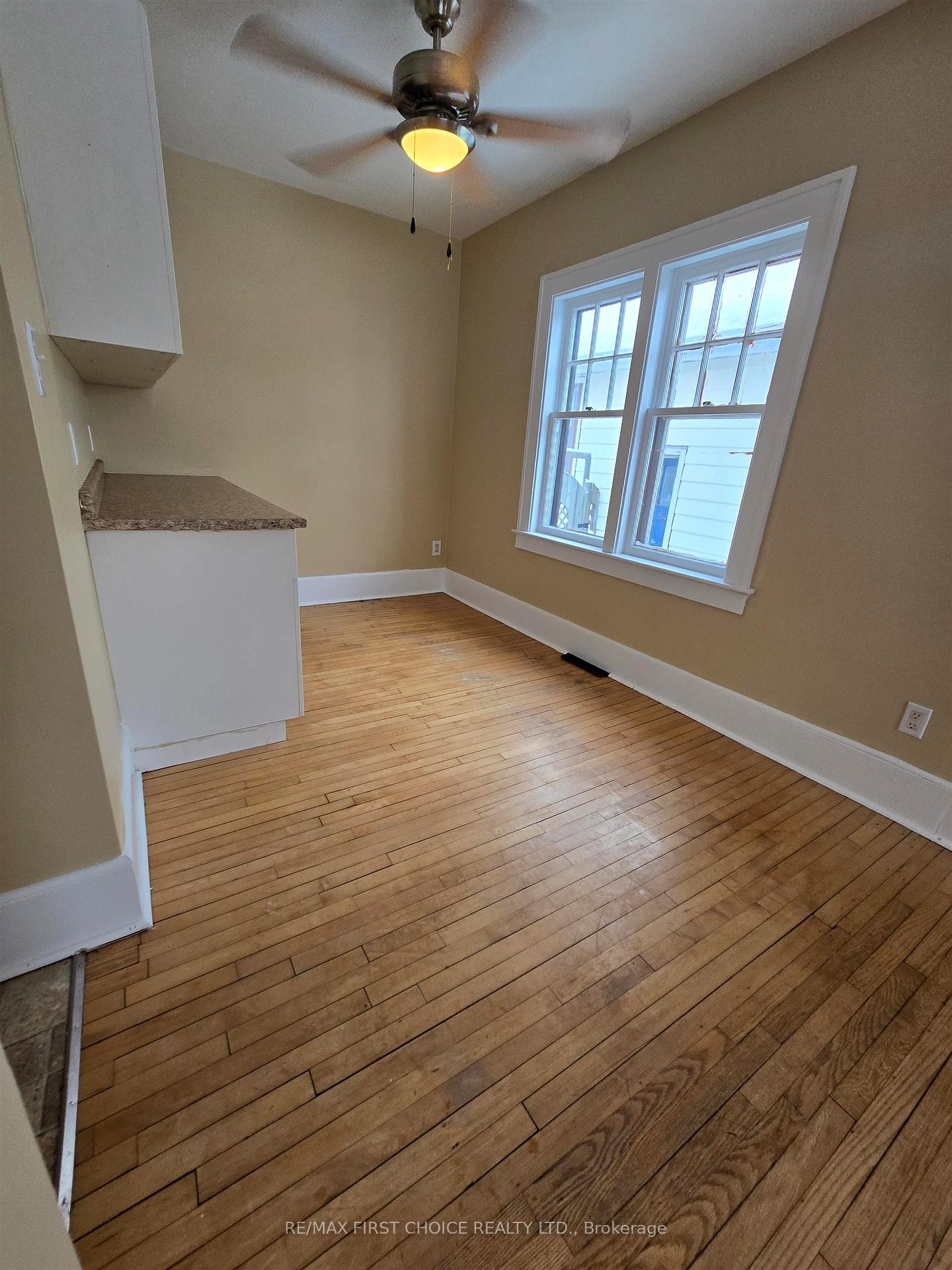 Photo 14 of 439 Syndicate Avenue N, Thunder Bay, McKeller Park — HOMEH