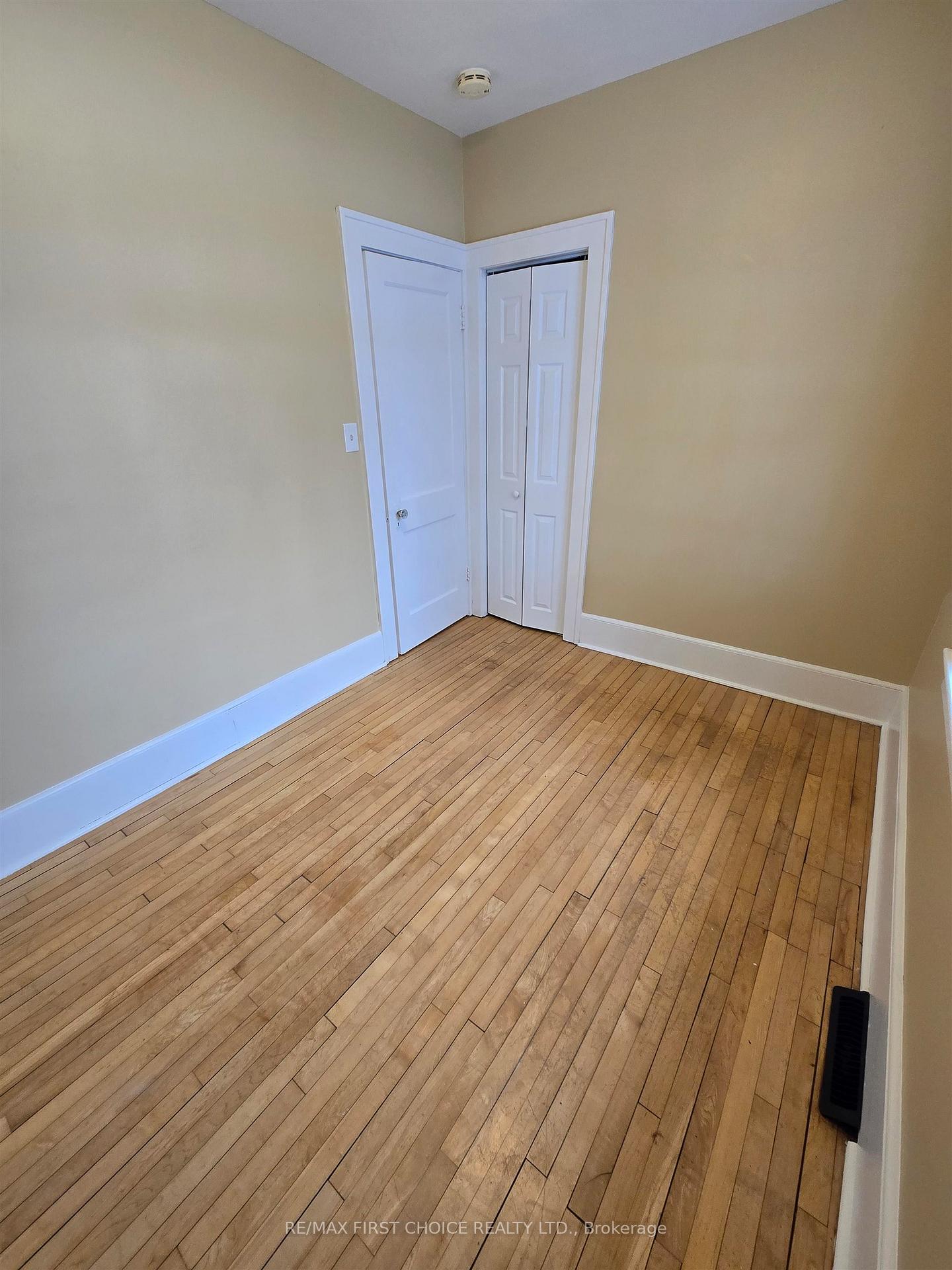 Photo 16 of 439 Syndicate Avenue N, Thunder Bay, McKeller Park — HOMEH