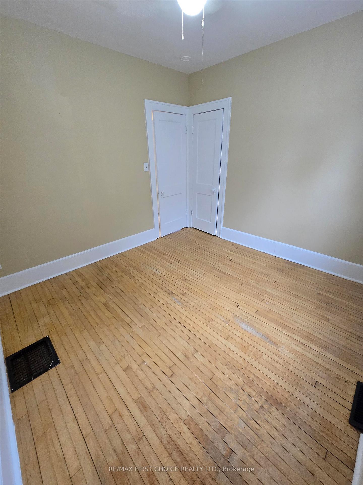 Photo 17 of 439 Syndicate Avenue N, Thunder Bay, McKeller Park — HOMEH